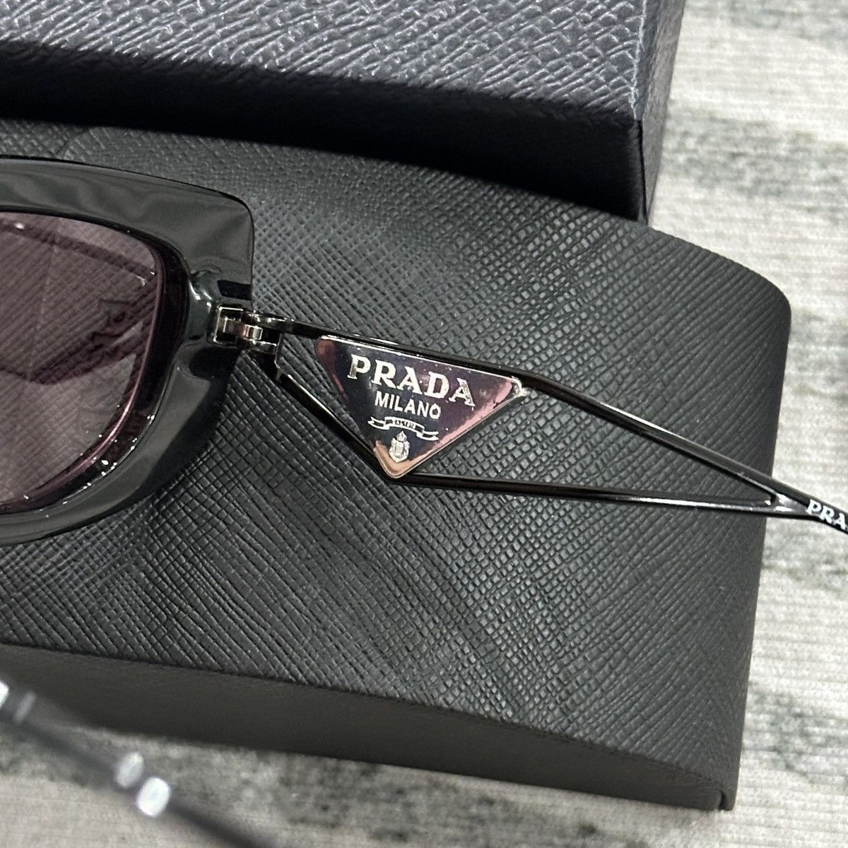 Prada PRADA 0PR 14YS 1AB30L SUNGLASSES Size ONE SIZE - 6 Thumbnail