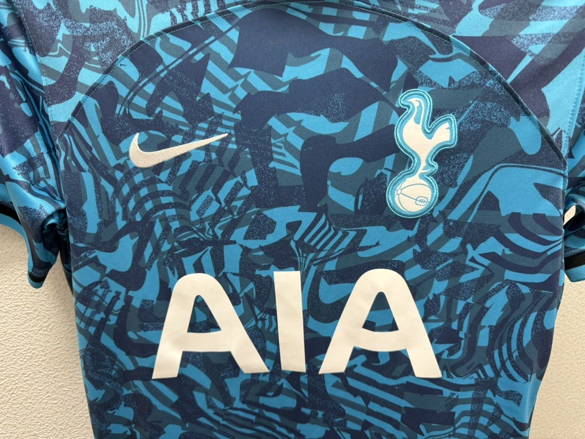 Nike Nike Tottenham hotspurs soccer jersey S-M sz Size US S / EU 44-46 / 1 - 5 Thumbnail