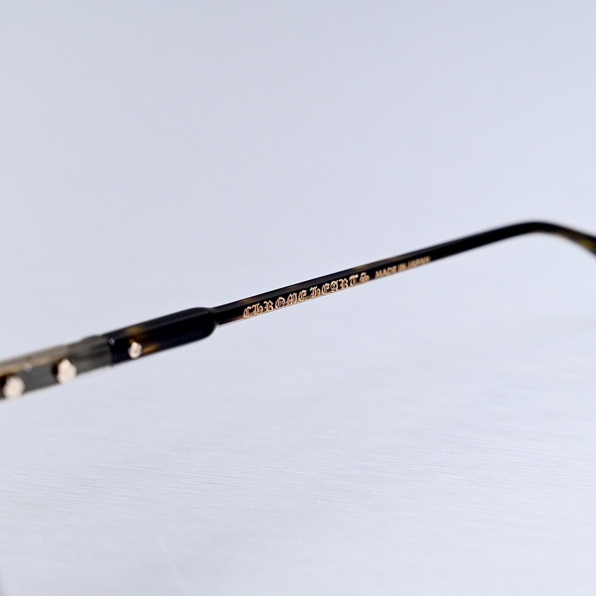 Chrome Hearts CHROME HEARTS TATTERS DARK TORTOISE/ ANTIQUE GOLD GLASSES Size ONE SIZE - 4 Thumbnail