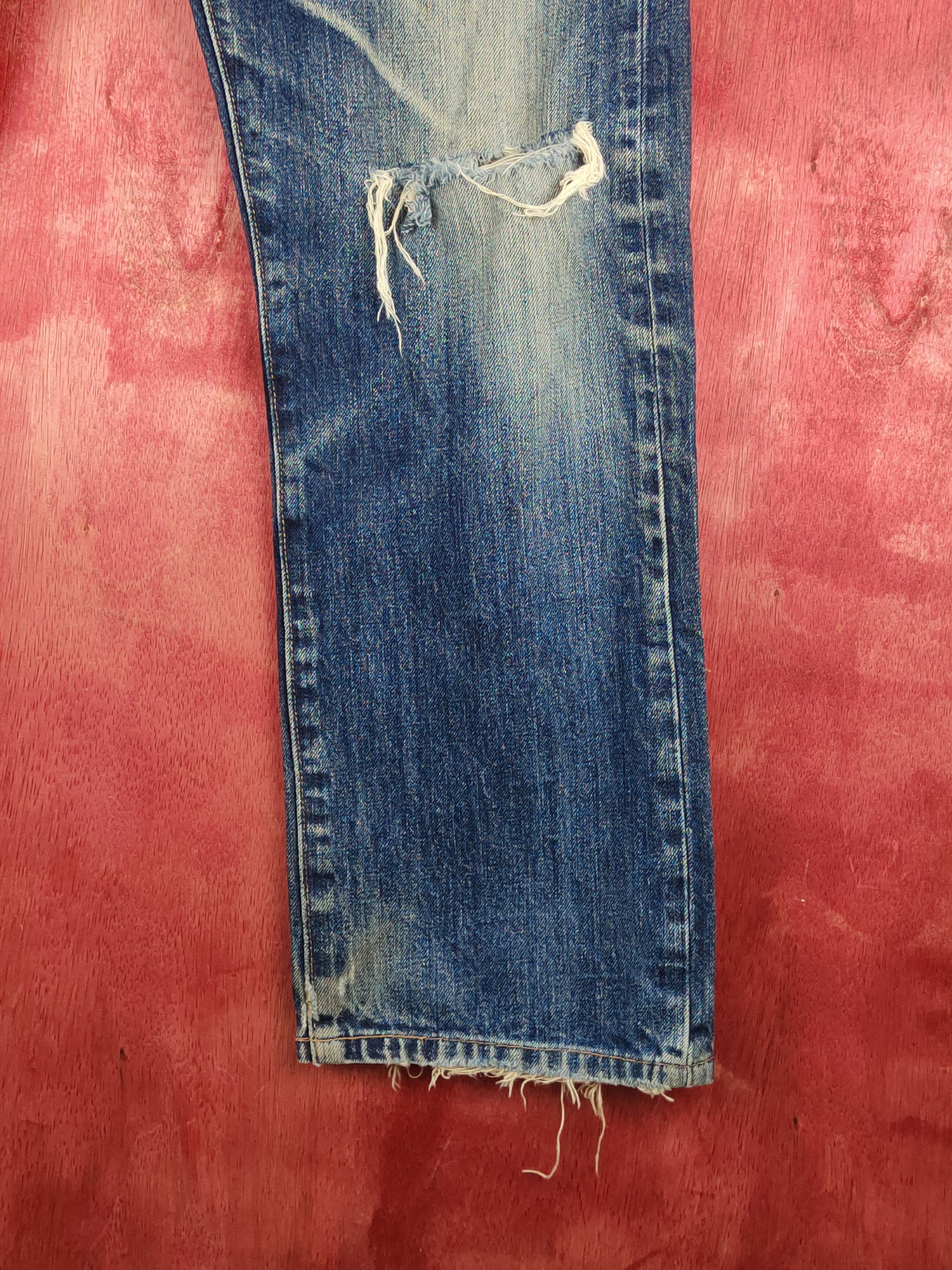Levi's Levi's Dark Blue Faded Distressed Ripped Jeans #S1647 Size US 34 / EU 50 - 6 Thumbnail