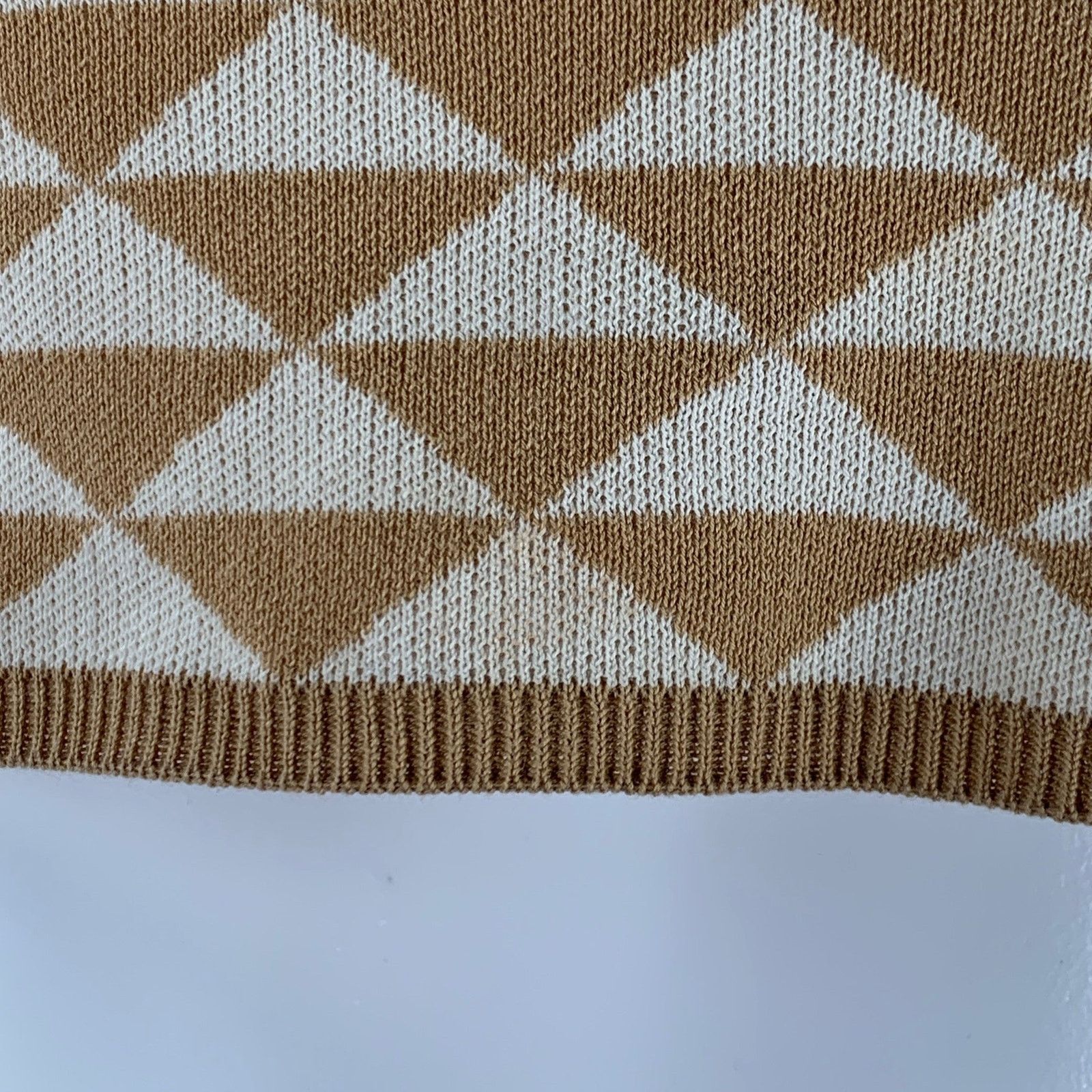 Prada S Beige Cream Knit Triangle Cropped Pullover Size S / US 4 / IT 40 - 4 Thumbnail