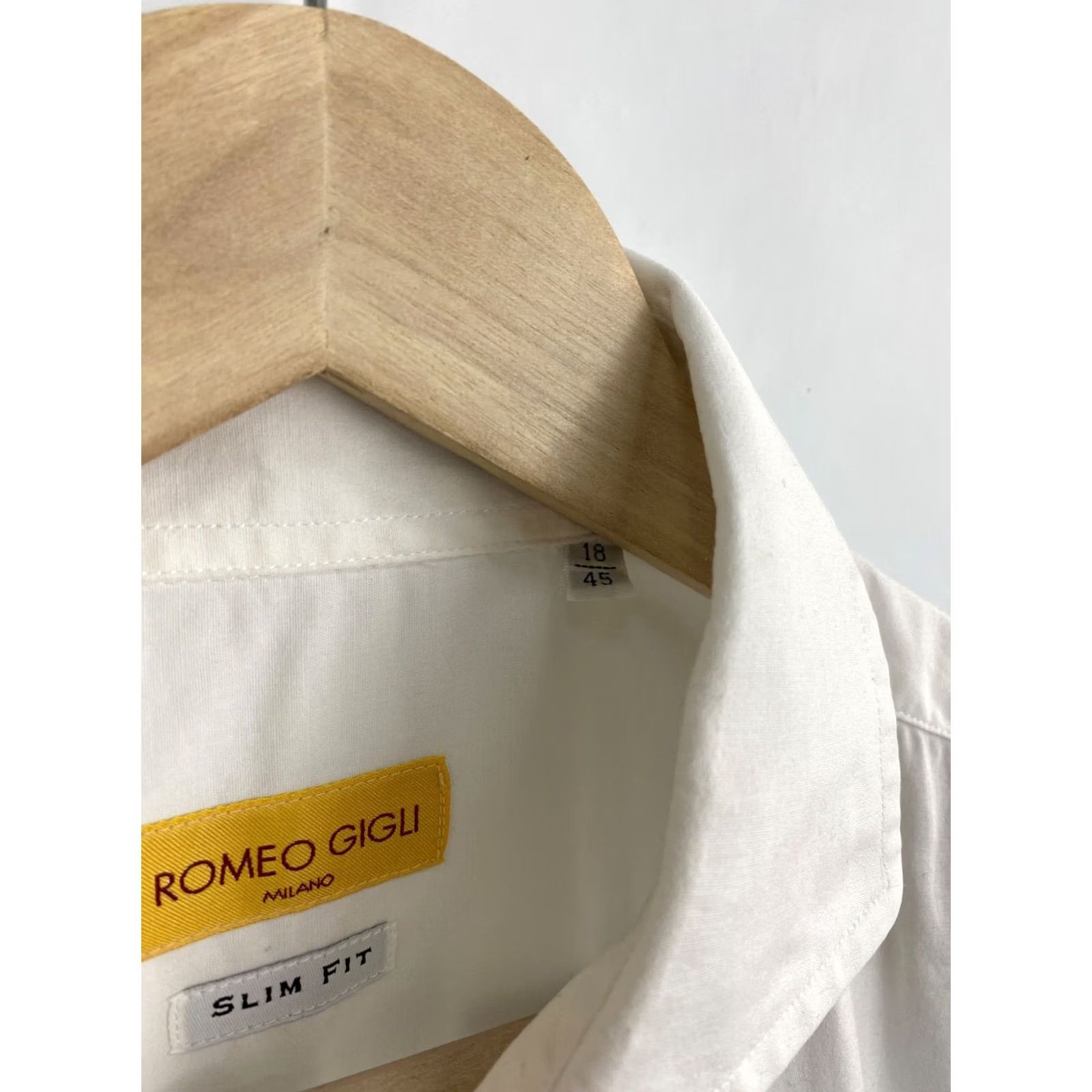 Romeo Gigli Romeo Gigli Milano Luxury Shirt T-Shirt XL White Retro Hype Y2K Mens Size US XL / EU 56 / 4 - 5 Thumbnail