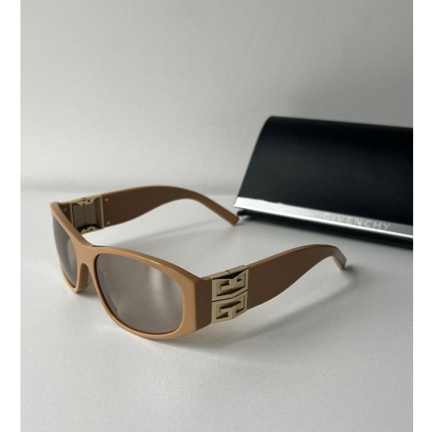 Givenchy NEW Givenchy GV40054I Beige Monogram Logo Sunglasses Size ONE SIZE - 1 Thumbnail