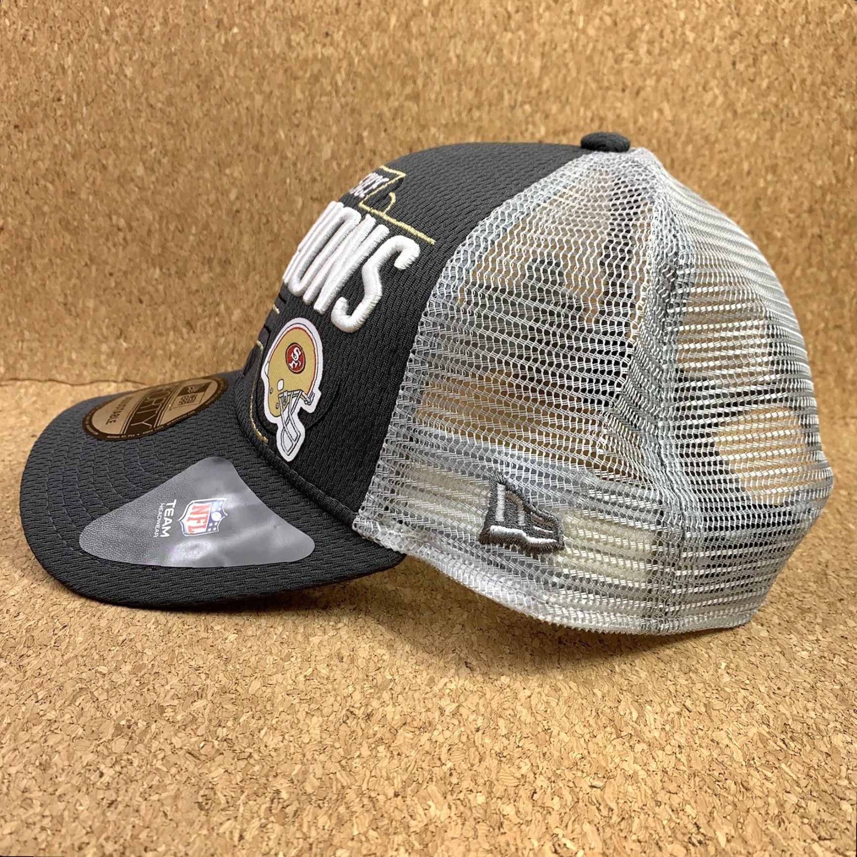New Era New Era San Francisco Trucker HatOS Grey Black NFC Champions Snapback Cap Mens Size ONE SIZE - 2 Thumbnail