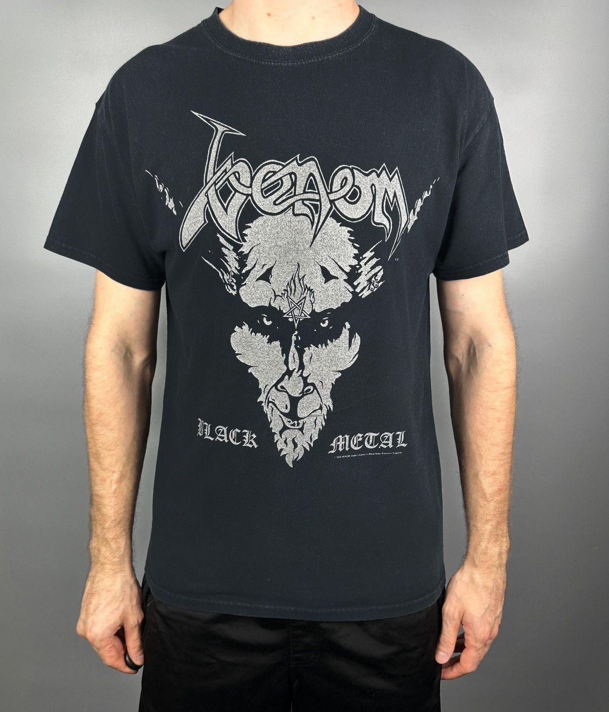 Band Tees 90s Vintage Venom Black Metal Rock Band T Shirt Tee Size US L / EU 52-54 / 3 - 3 Thumbnail