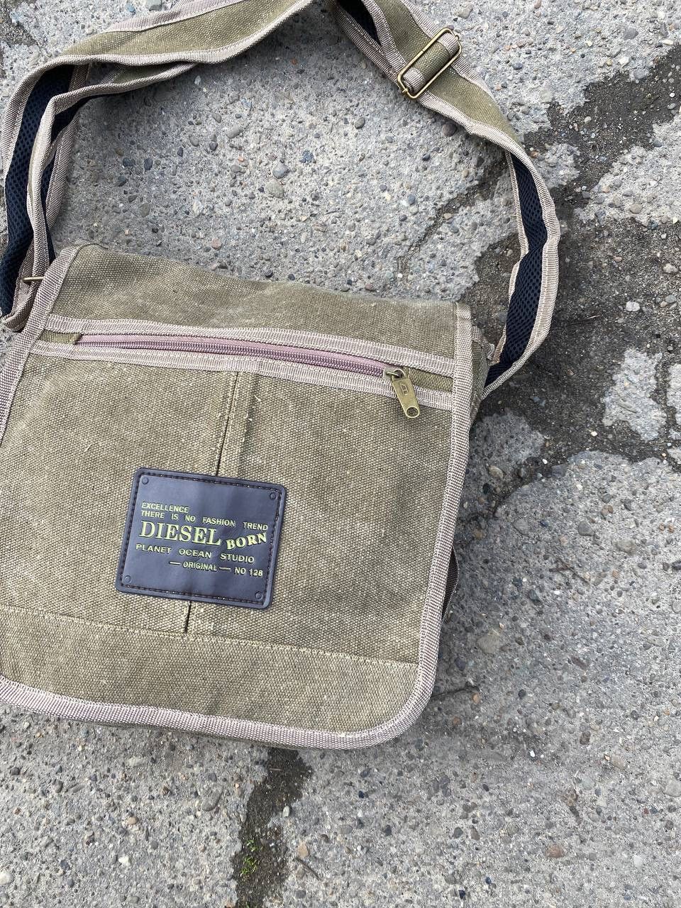 Diesel × Vintage Diesel Faded RARE Y2k vintage distressed sling bag Size ONE SIZE - 5 Thumbnail