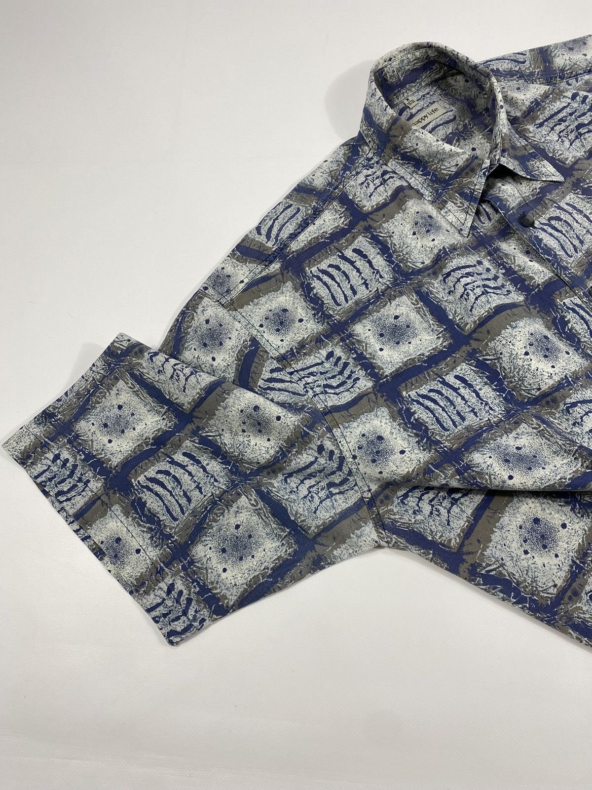 Vintage Vintage 90s Ancient Abstract Crazy Hawaiian Festival Shirt Size US XL / EU 56 / 4 - 6 Thumbnail