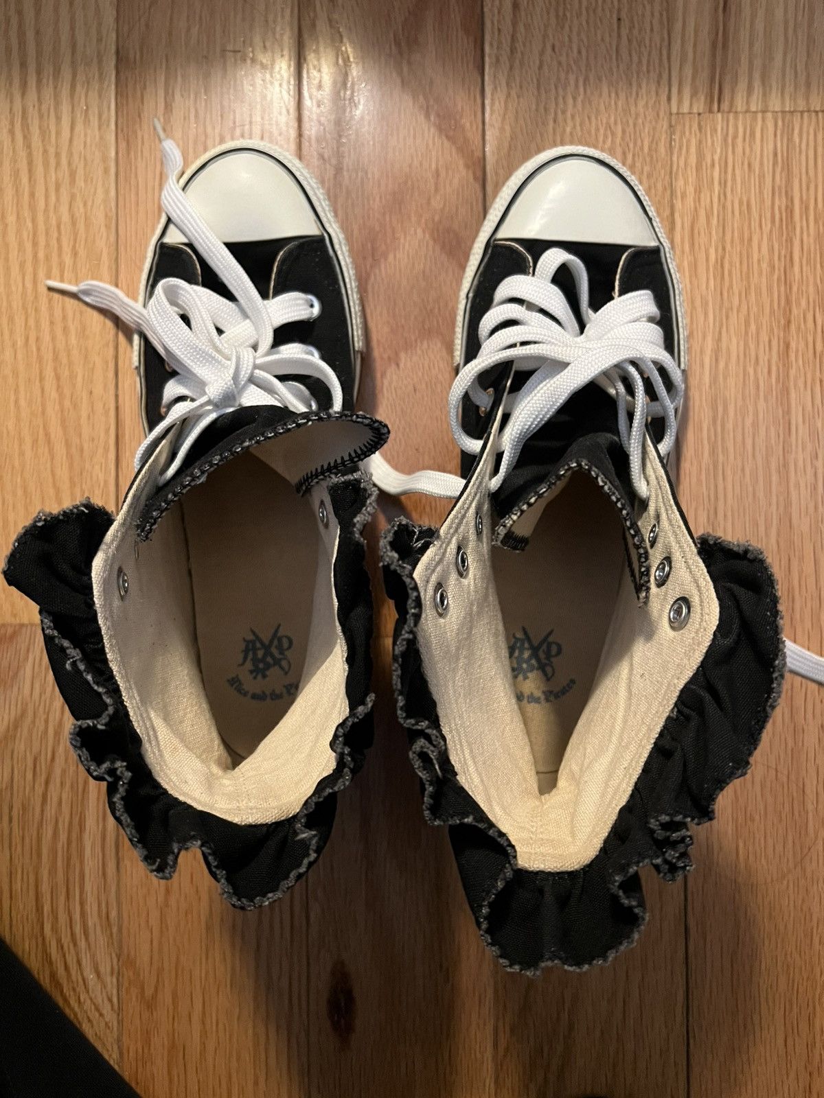 Japanese Brand Alice and the Pirates 2007 Frill Sneakers Size US 6.5 / EU 39-40 - 4 Thumbnail