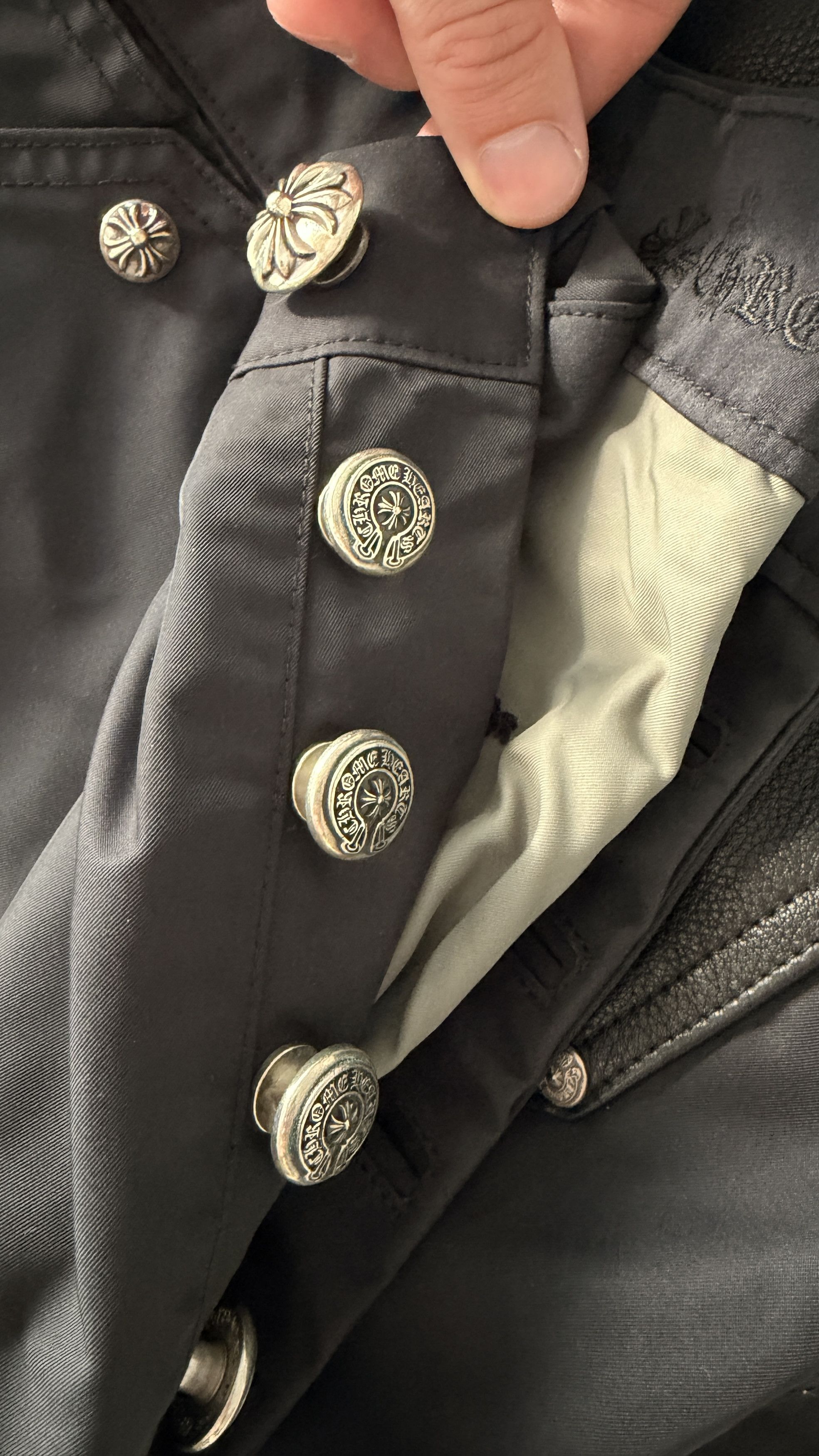 Chrome Hearts Chrome Hearts Nylon Cross Patch Double Knee Carpenter Shorts Size US 36 / EU 52 - 12 Thumbnail