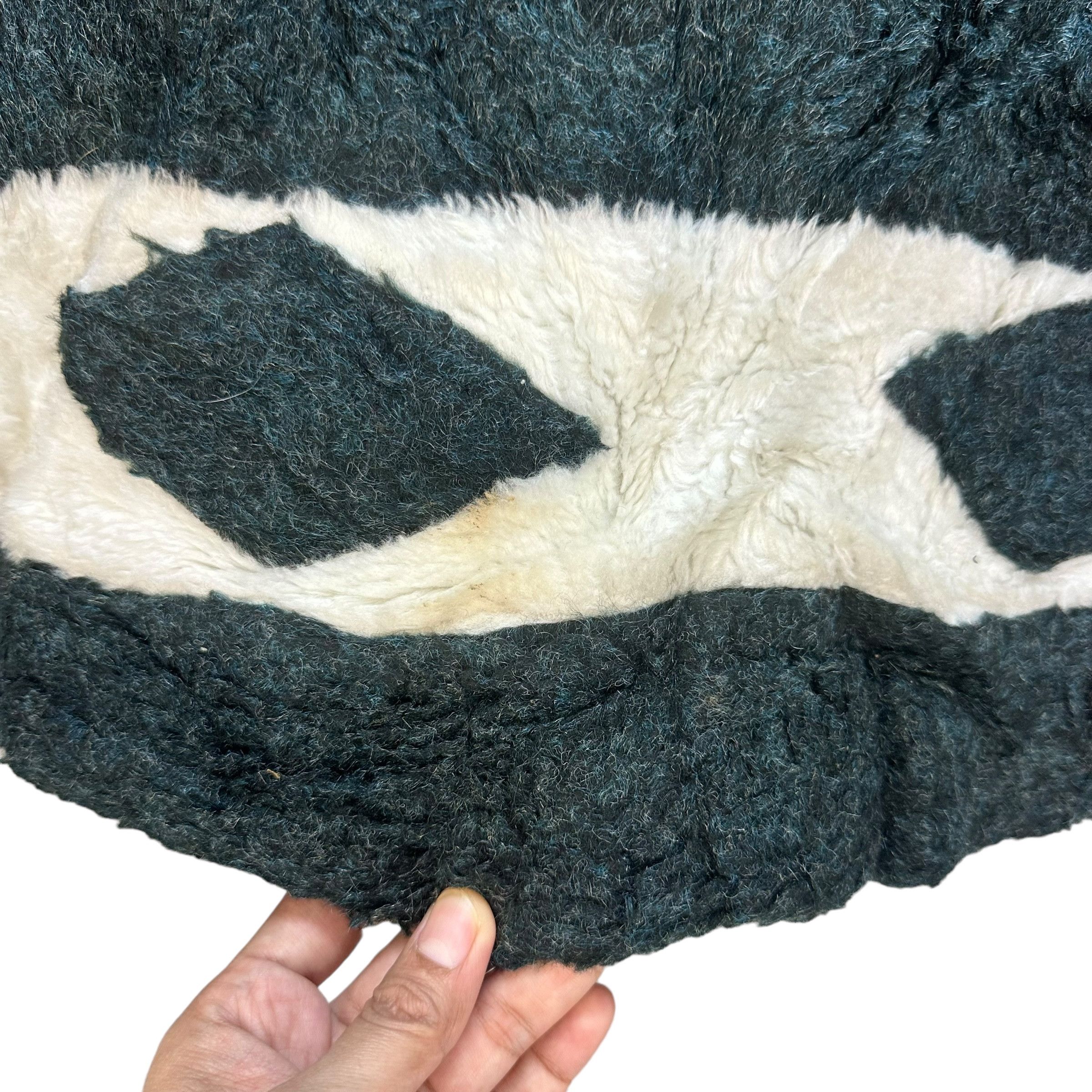 Vintage Vintage Fur Hoodie Jacket by Famous Montreal #A15-0358 Size US L / EU 52-54 / 3 - 10 Thumbnail