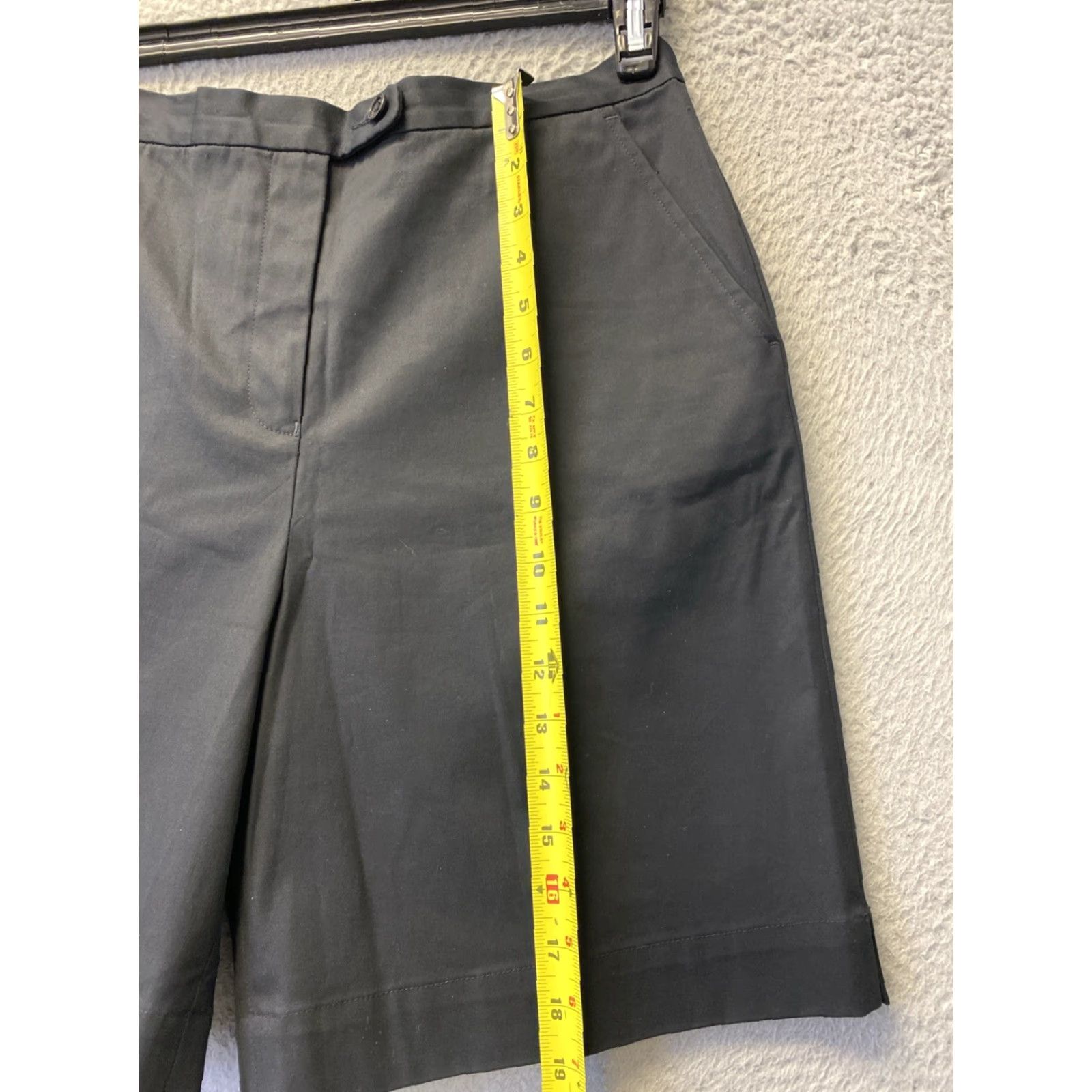Faconnable VINTAGE Façonnable Golf Shorts Women’s Size 8 Black Knit Breathable Slim Fit Bermuda Size 30" / US 8 / IT 44 - 4 Thumbnail