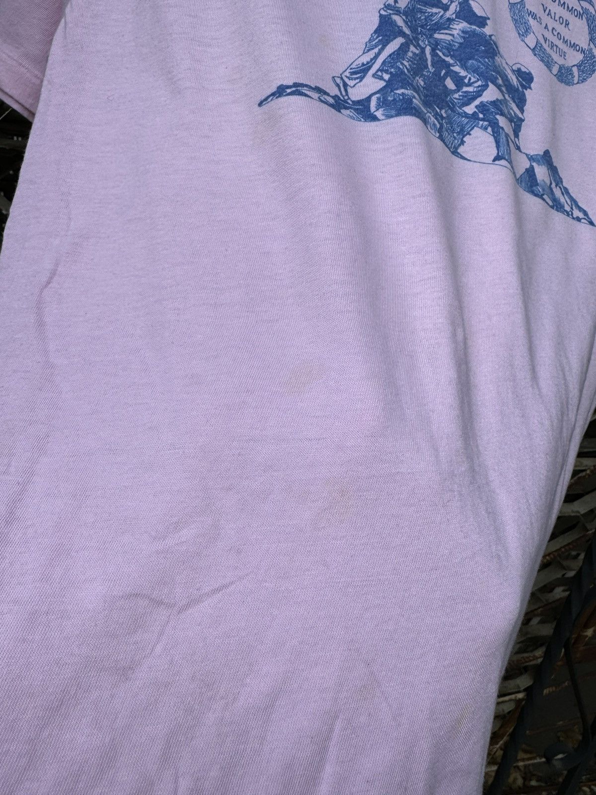 Vintage Vintage 80s Uncommon Valor Was a Common Virtue T shirt WW2 Size US L / EU 52-54 / 3 - 9 Thumbnail