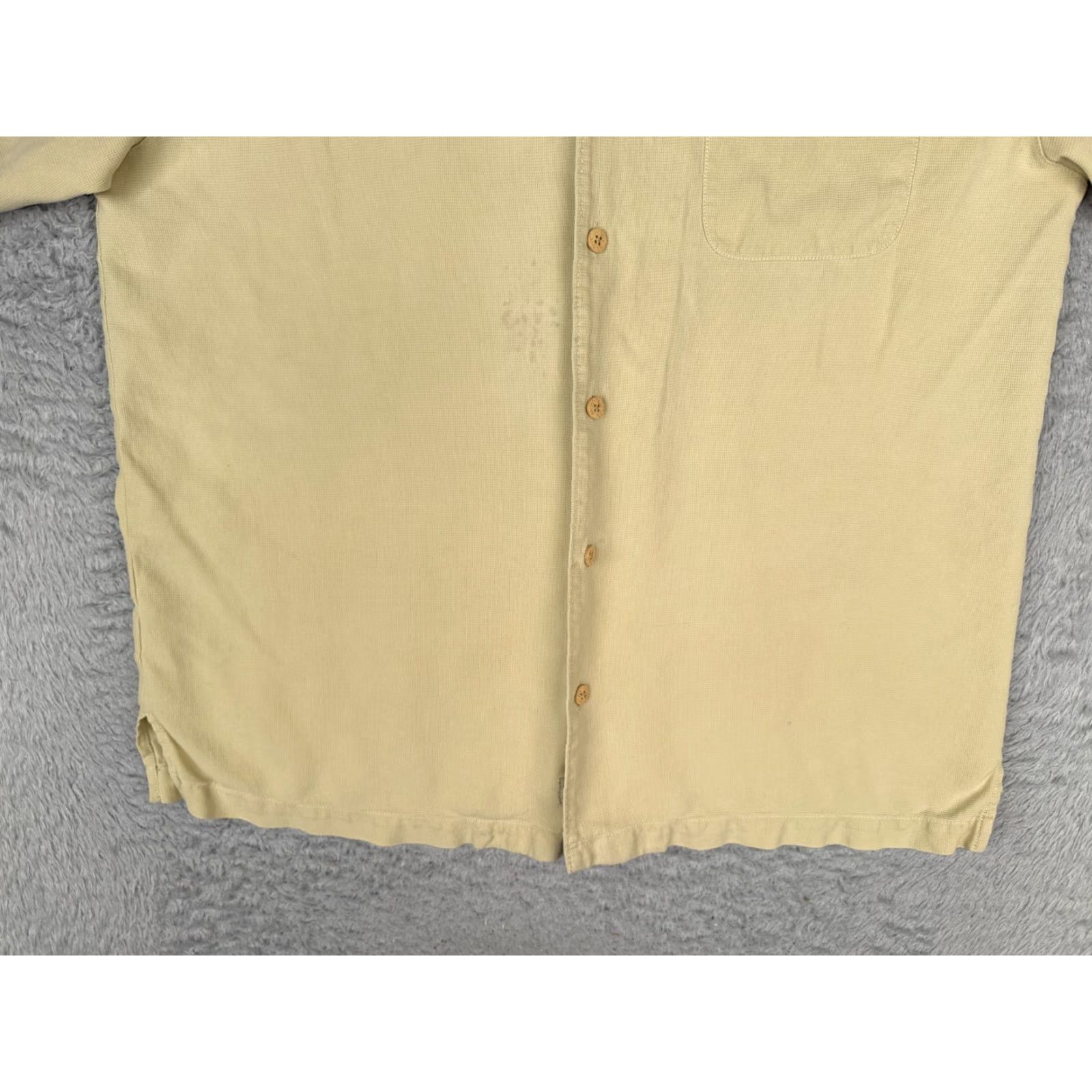 Tommy Bahama Tommy Bahama Shirt Men L Yellow Silk Button-Up Short Sleeve Hawaiian Aloha Beach Vacation Resort 40 in Chest Pockets Mens Size US L / EU 52-54 / 3 - 5 Thumbnail