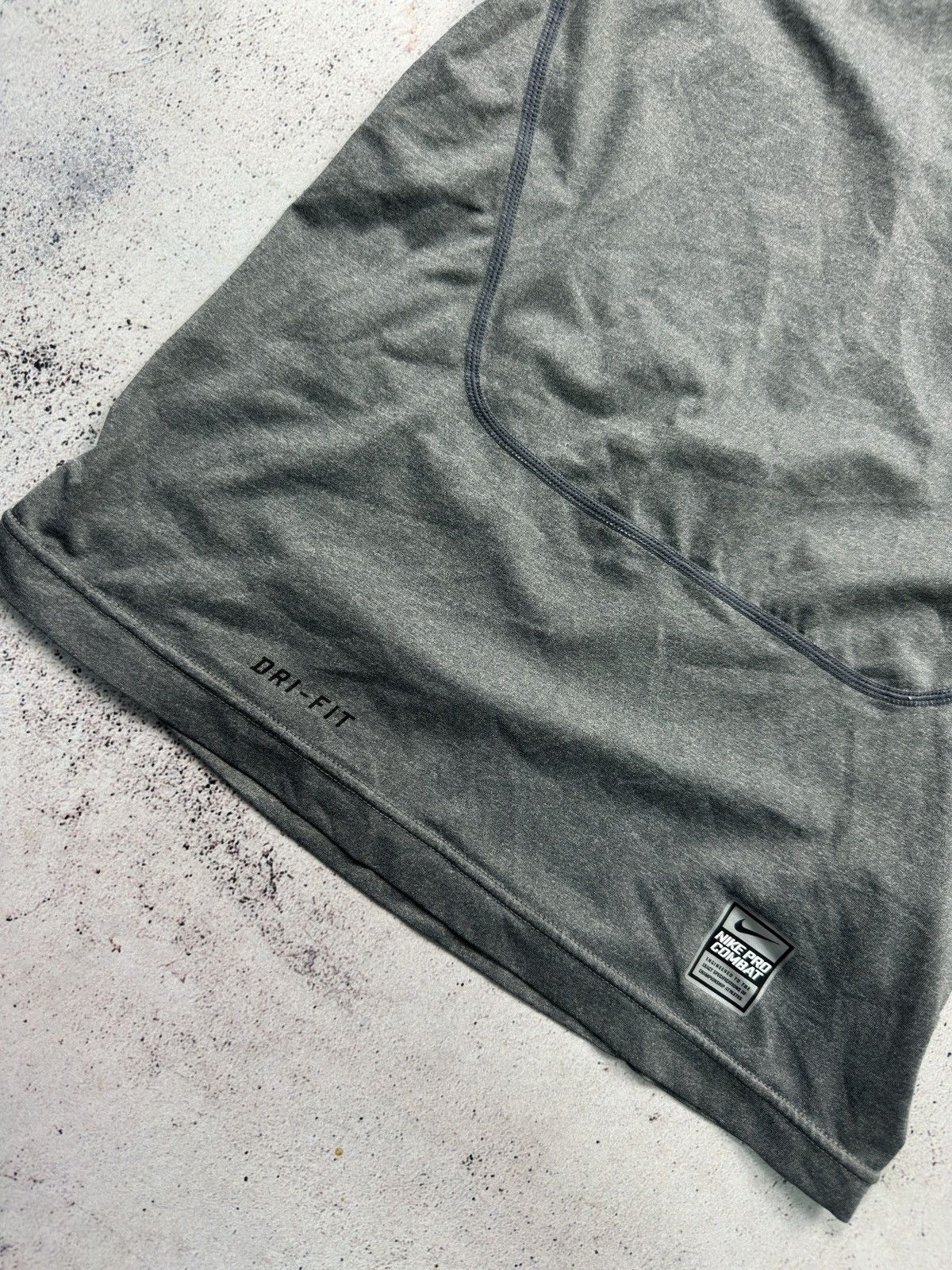 Nike Nike Pro Combat Gray Training T Shirt Size S Size US S / EU 44-46 / 1 - 2 Thumbnail