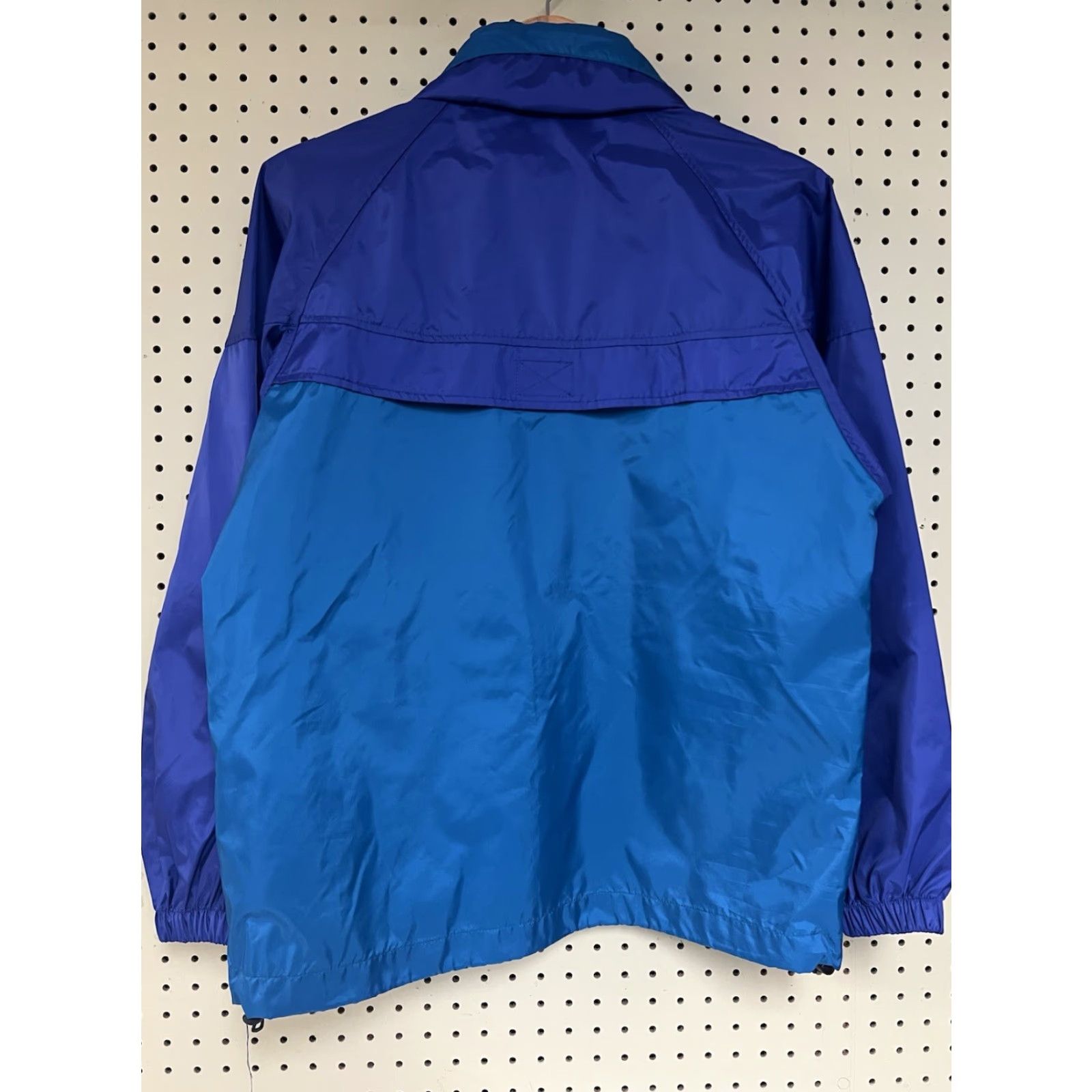 Vintage VINTAGE Columbia Jacket Windbreaker Full Zip Womens Small Purple Green Hood Size S / US 4 / IT 40 - 2 Thumbnail