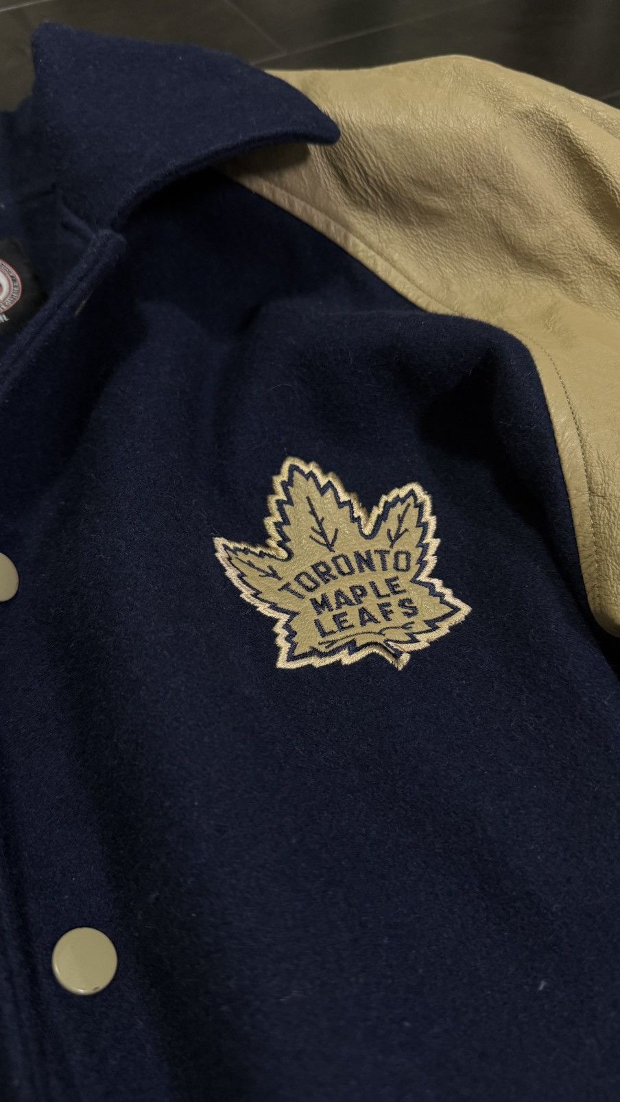 Other 1990’s Vintage Toronto Maple Leafs Felt Jacket NHL Size US M / EU 48-50 / 2 - 4 Thumbnail