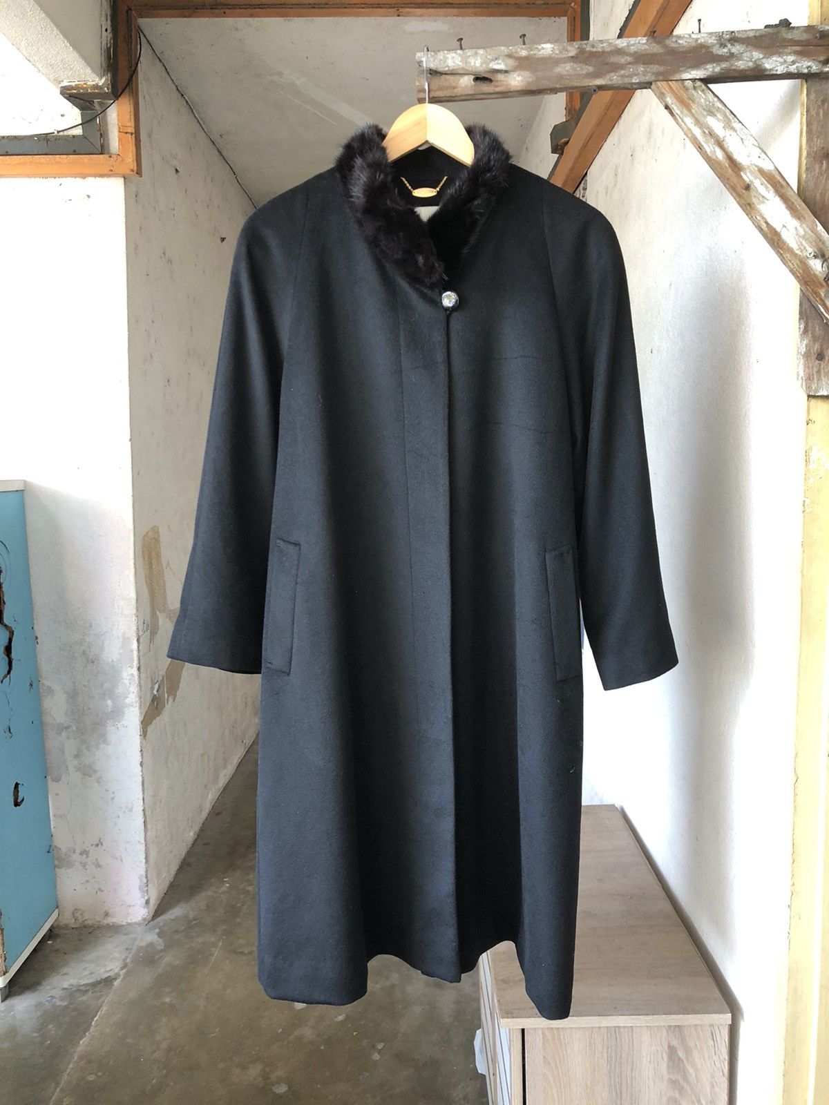 Balmain Authentic Balmain Paris Cashmere Distressed Long Coat Size L / US 10 / IT 46 - 3 Thumbnail