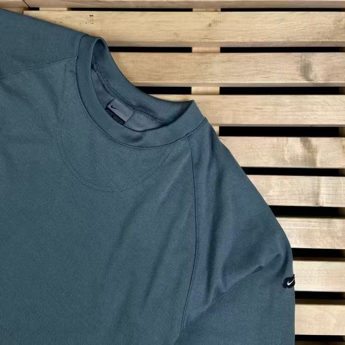 Nike × Vintage Mens Sweatshirt Long Sleeve Nike Vintage Size M Size US M / EU 48-50 / 2 - 2 Thumbnail