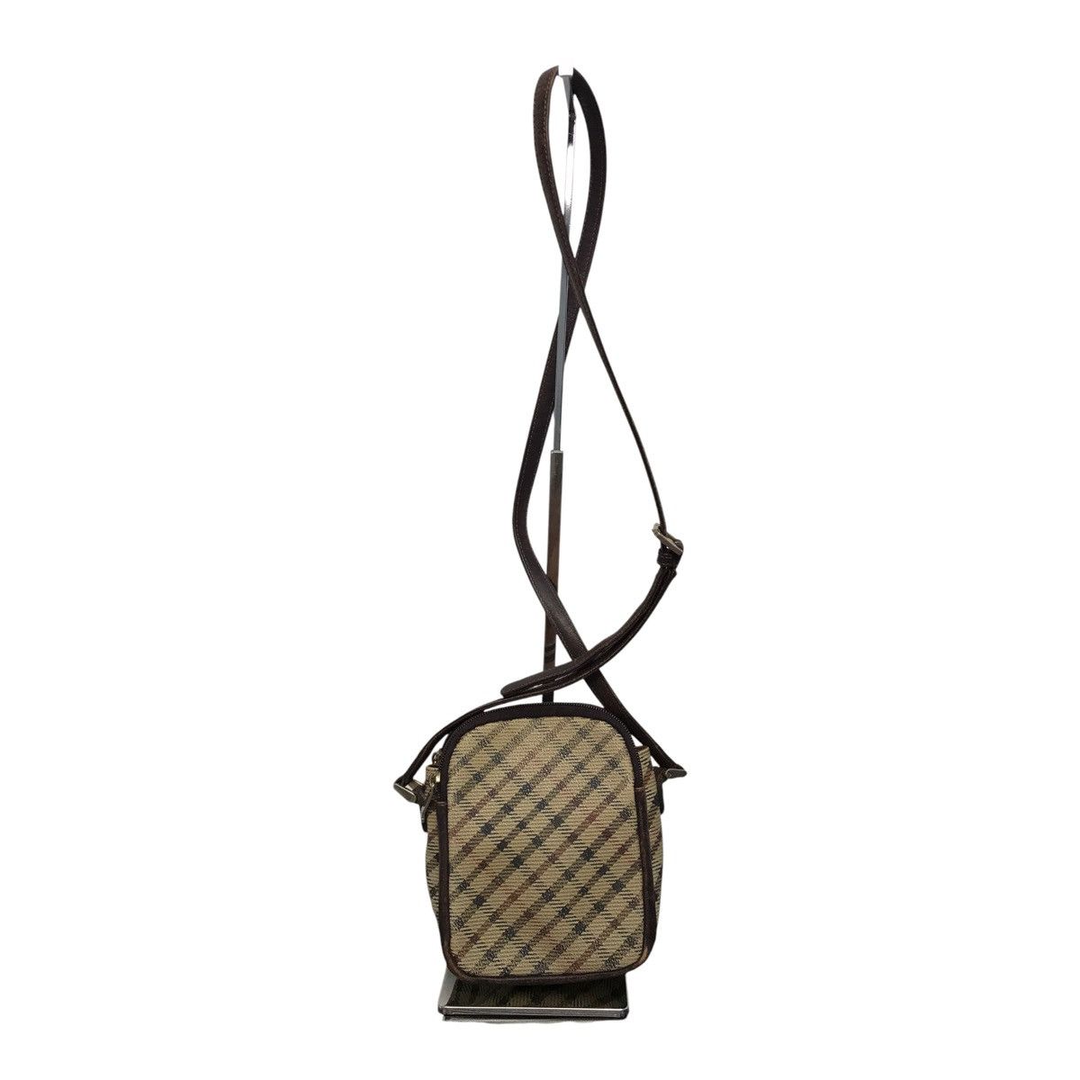DAKS × Japanese Brand × Vintage Dark London Sling Bag Size ONE SIZE - 3 Thumbnail