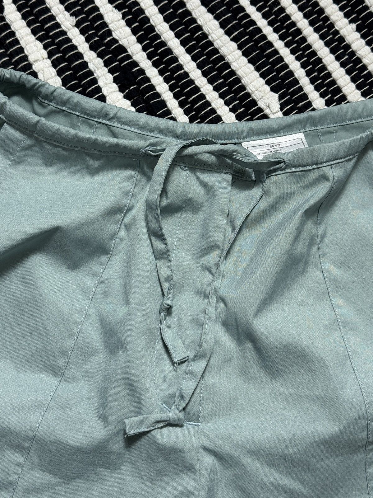 Nike VINTAGE NIKE MINI CUTE SWOOSH NYLON SHORTS Size 27" / US 4 / IT 40 - 5 Thumbnail