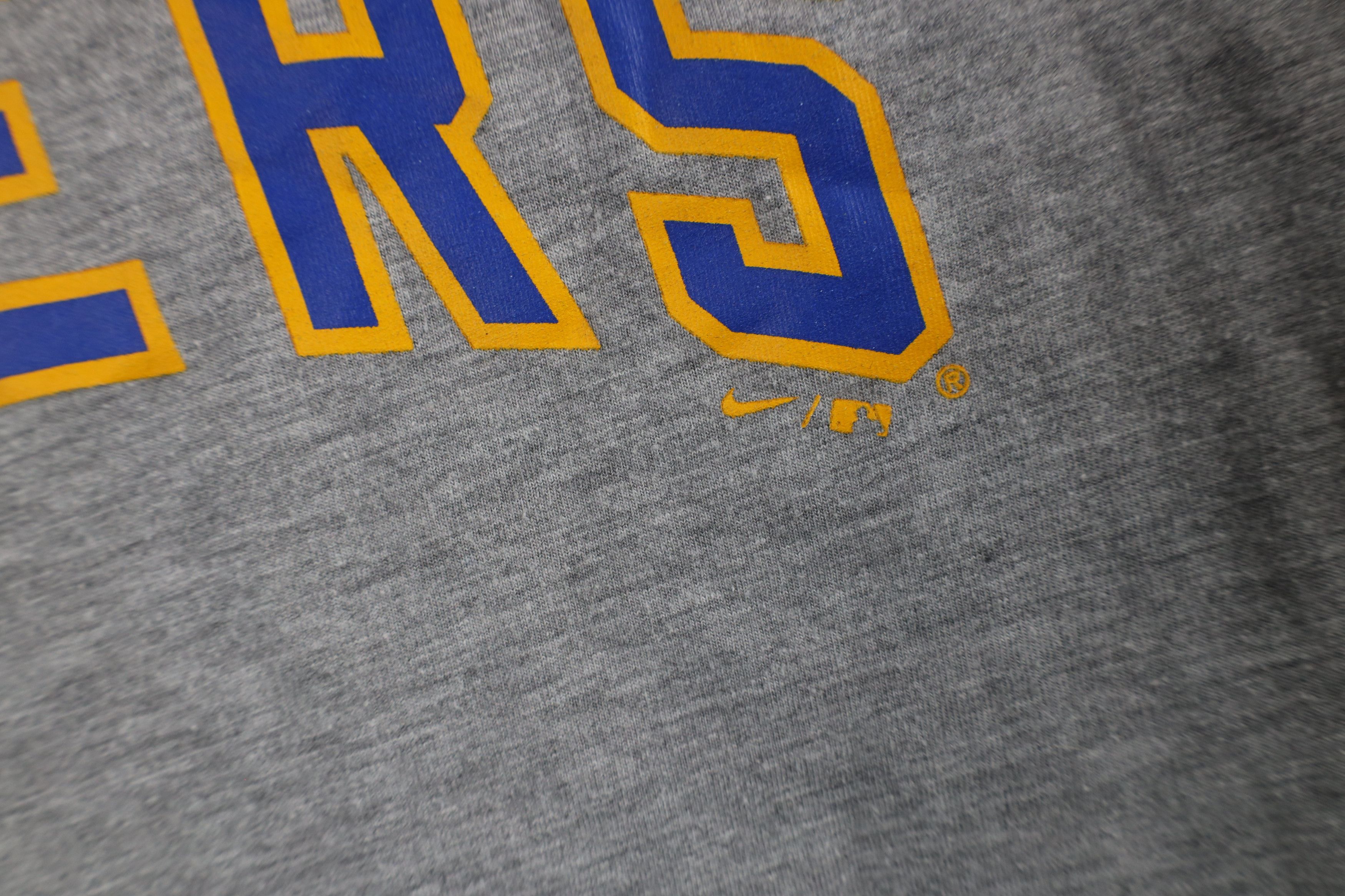 Nike × Vintage Vintage Y2K Nike Swoosh Milwaukee Brewers Raglan T-Shirt Size US L / EU 52-54 / 3 - 6 Thumbnail