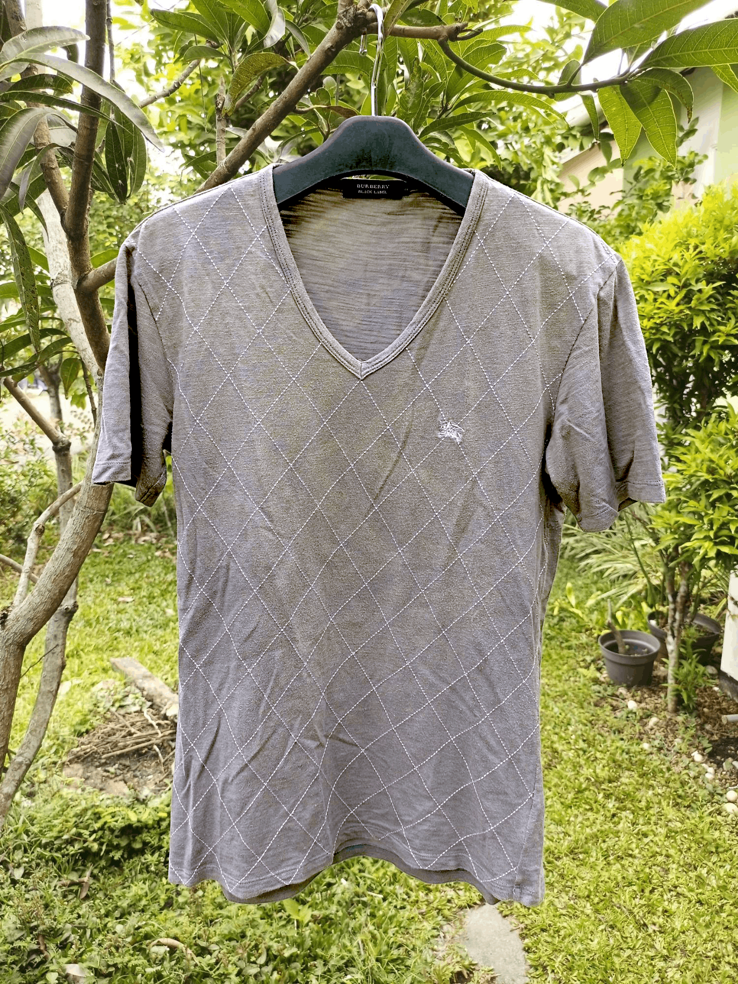 Black Label × Burberry × Burberry Prorsum Burberry Black Label mens Vneck t shirt Size US M / EU 48-50 / 2 - 9 Thumbnail