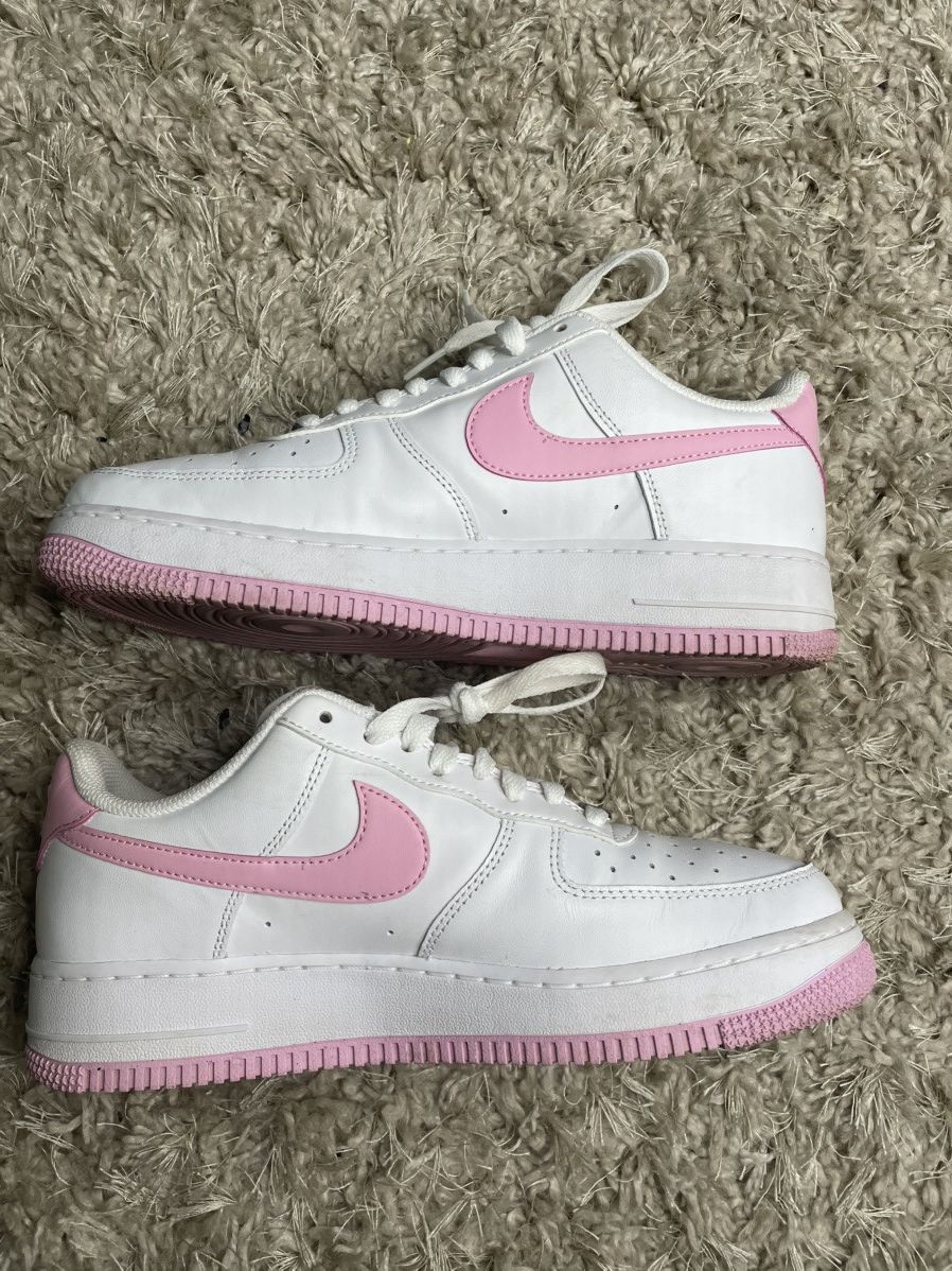 Nike Air Force 1 Bubblegum Size US 8.5 / EU 41-42 - 3 Thumbnail