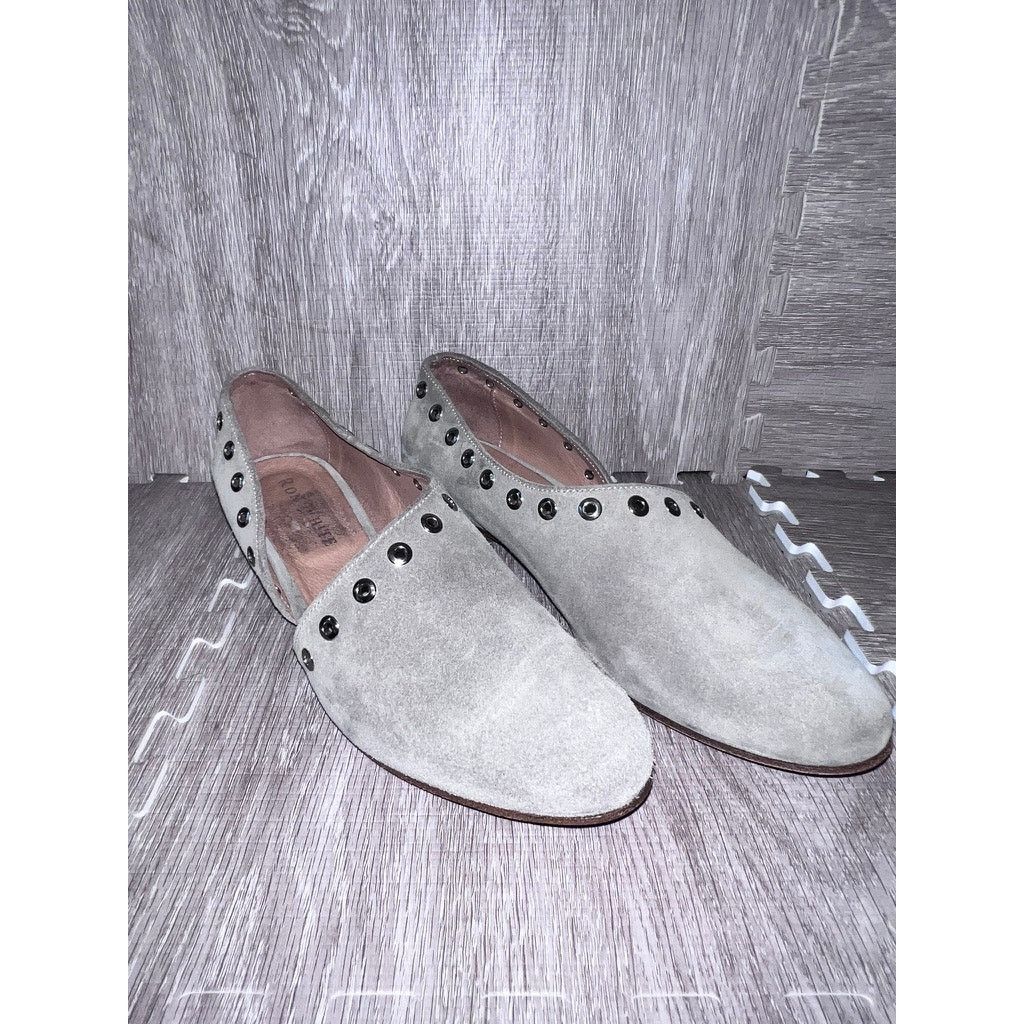 Ron White Ron White Women's 9 Gray Suede Slip-On Loafers w/ Grommet Size US 9 / IT 39 - 1 Thumbnail