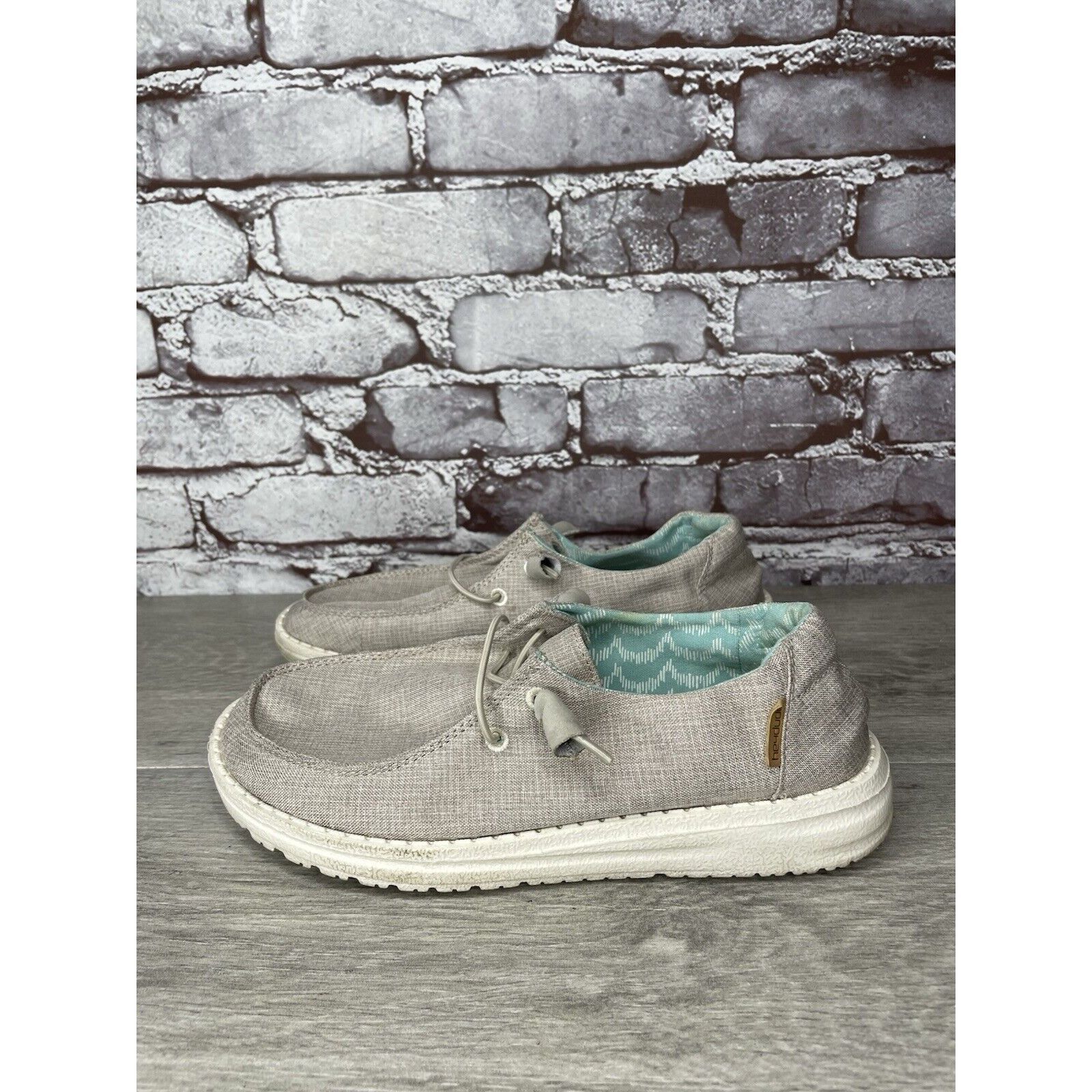 Other Hey Dude Chambray Beige Gray Casual Slip On Casual Shoes Wom Size US 6 / IT 36 - 12 Thumbnail