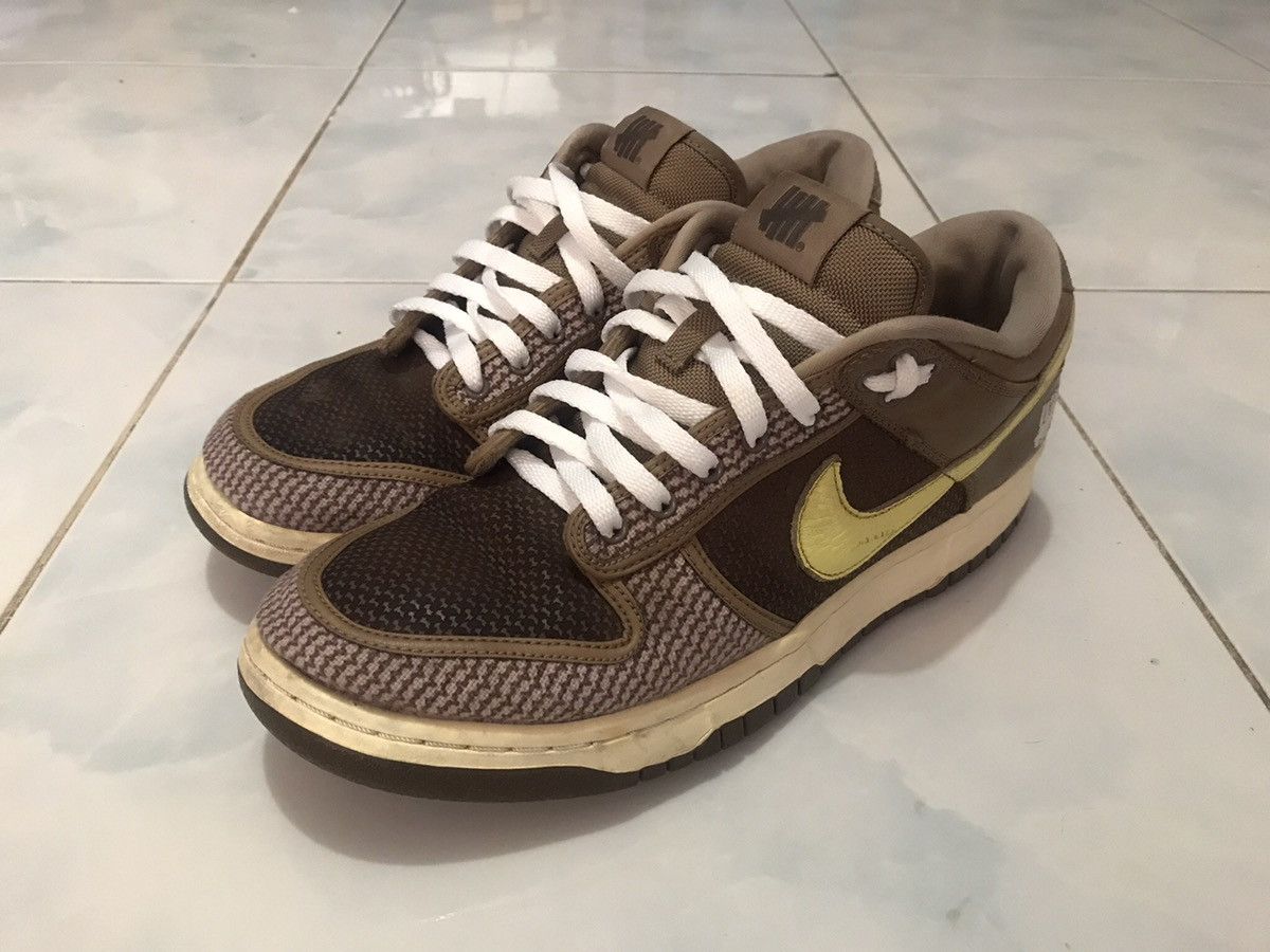Nike Nike Dunk Low x Undefeated ‘Canteen’ Size US 9.5 / EU 42-43 - 1 Thumbnail