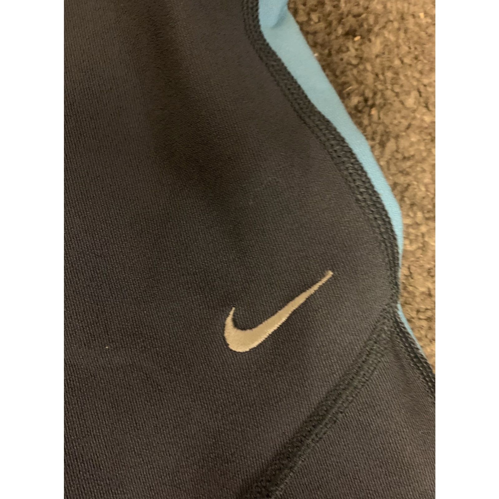 Nike Nike Women’s Dri-Fit Capri Crop Leggings Run Athleisure Black Gray Sz M Regular Adult Women Size 32" / US 10 / IT 46 - 2 Thumbnail