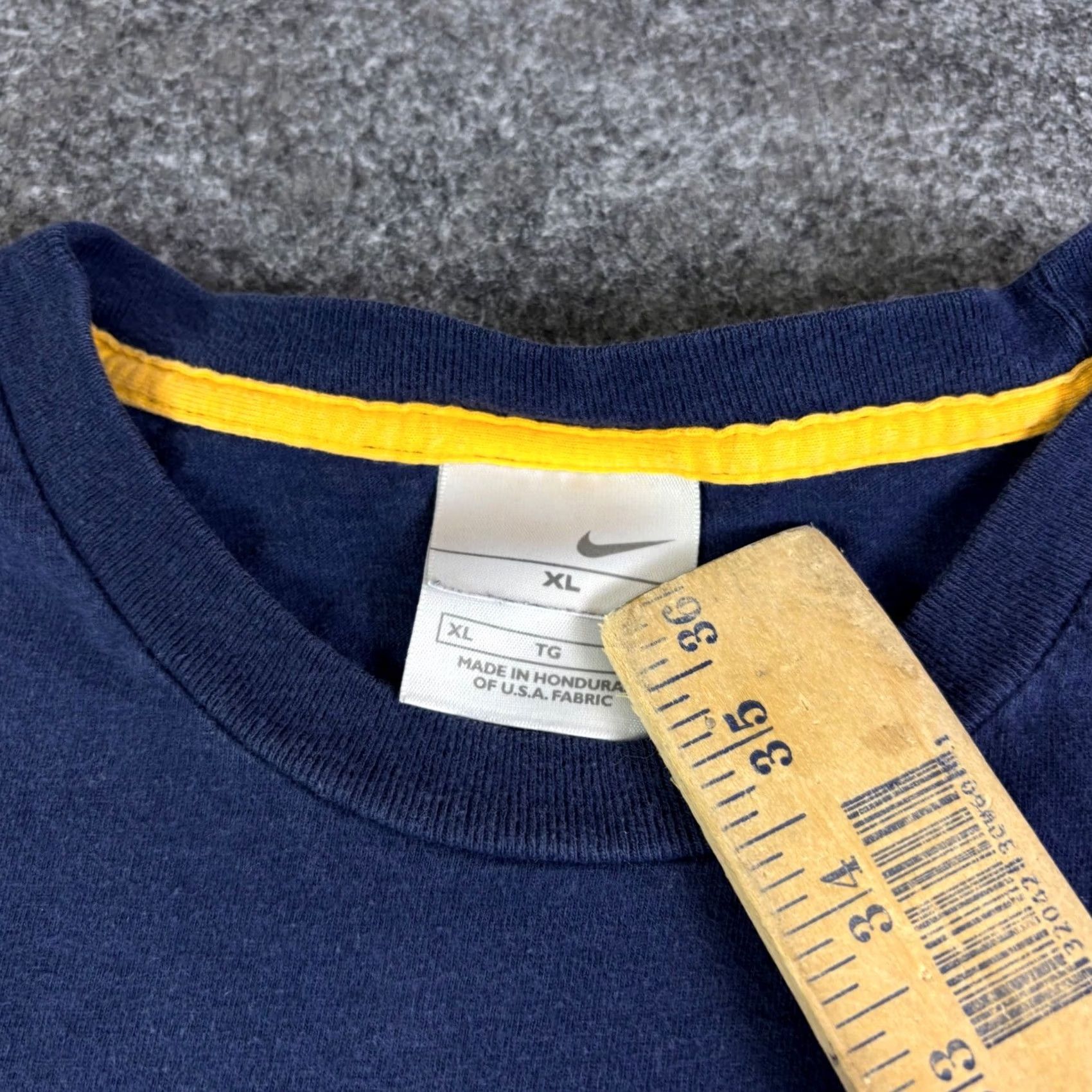 Nike Nike Mens T-Shirt XL Blue Arched Logo Gradient Spellout Graphic Size US XL / EU 56 / 4 - 5 Thumbnail