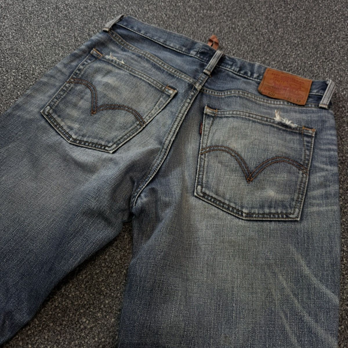 Levi's Vintage Clothing 🔥 Archives Bootcut Levis 507 Faded Aging Denim W33 Size US 33 - 7 Thumbnail