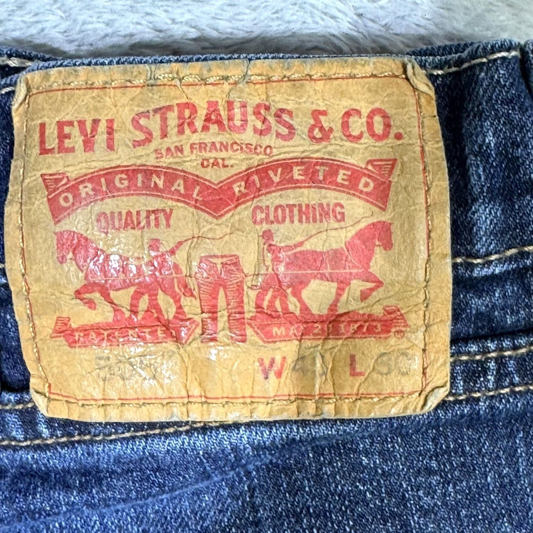 Levi's VINTAGE Levi’s 505 Jeans Mens 40x30 Blue Regular Fit Straight Leg Stretch Denim Zip Fly Size US 40 / EU 56 - 3 Thumbnail