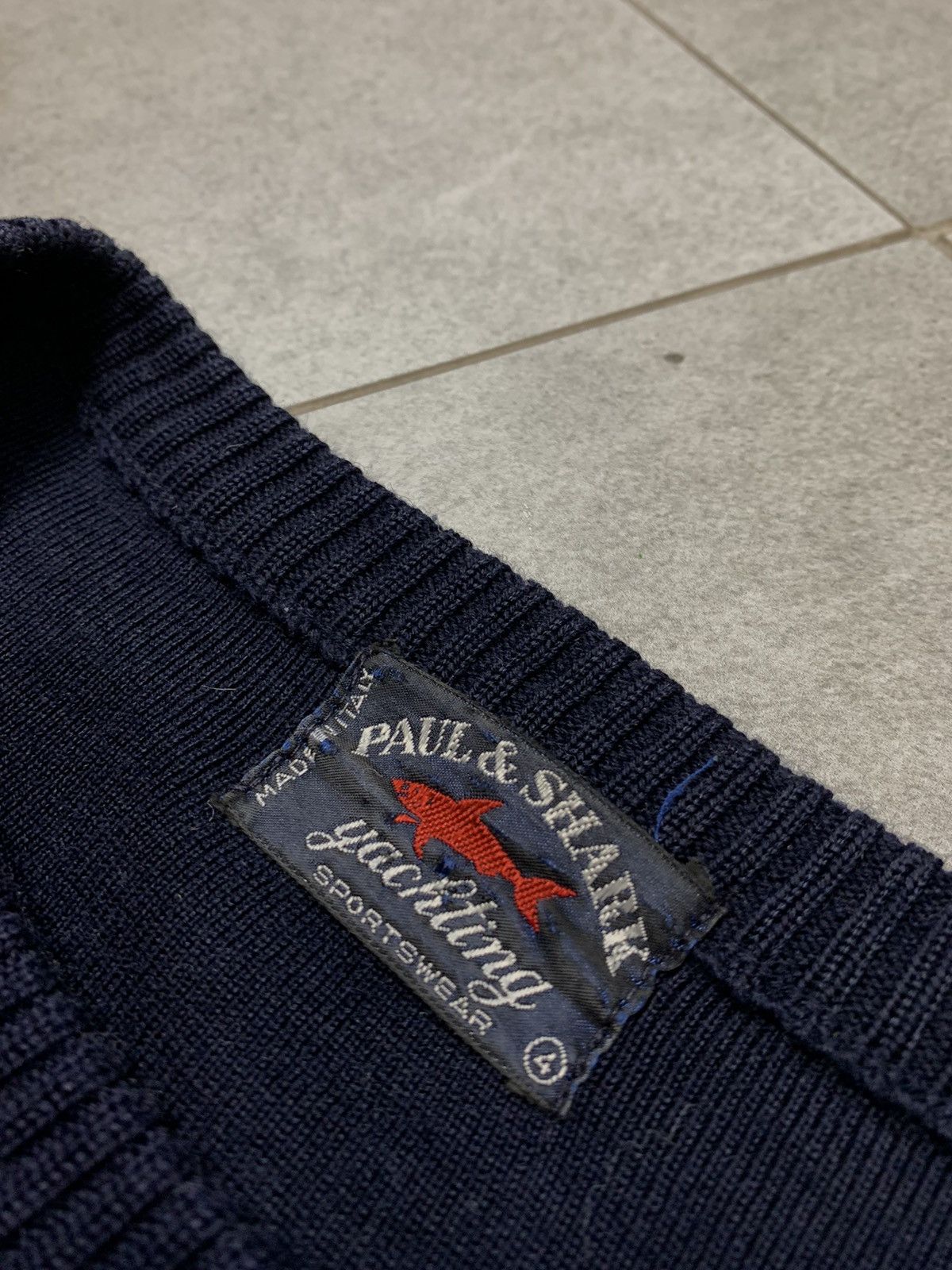 Paul & Shark 90s Vintage y2k Navy faded Paul & Shark crew neck Jumper Size US M / EU 48-50 / 2 - 4 Thumbnail