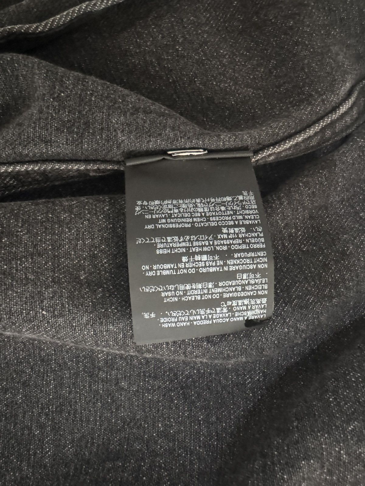 Balenciaga YE24 YEEZY SAMPLE XS RETAIL BALENCIAGA GRAFFITI DENIM JACKET Size US XS / EU 42 / 0 - 12 Thumbnail