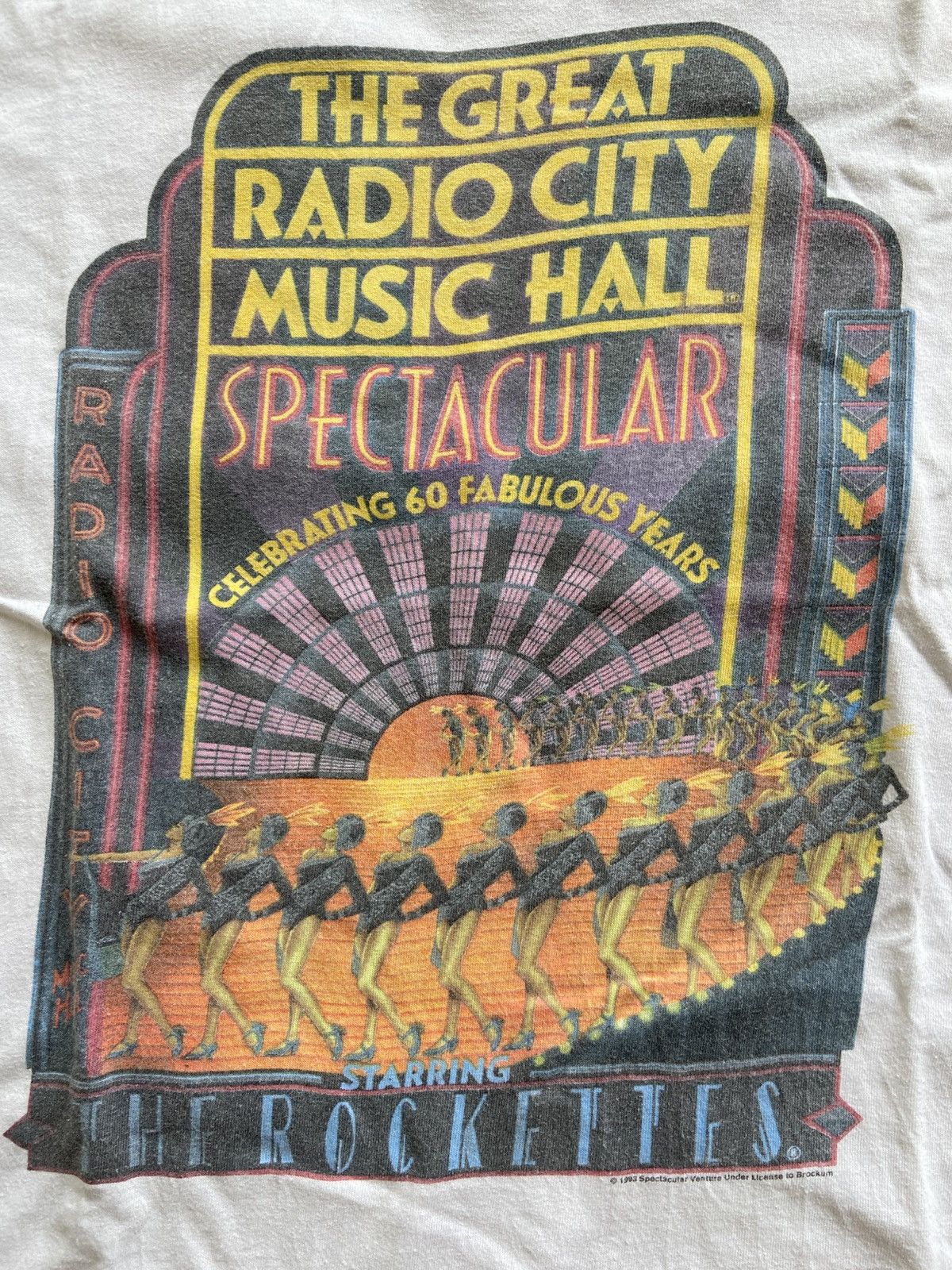 Band Tees × Vintage Vintage 1993 The Rockettes Ex Brockum Tag T-Shirt Size US L / EU 52-54 / 3 - 2 Thumbnail