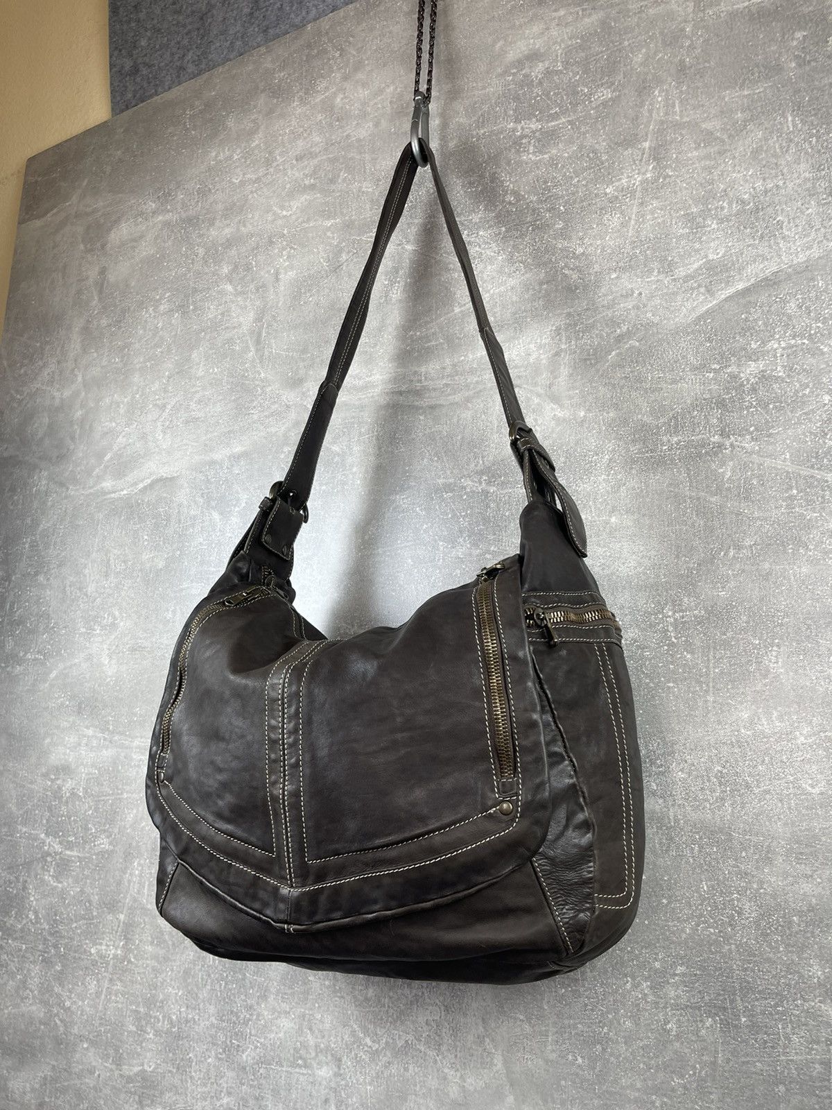 Giorgio Brato Washed Leather Shoulder Bag Early 00s Giorgio Brato Artisan Size ONE SIZE - 2 Thumbnail