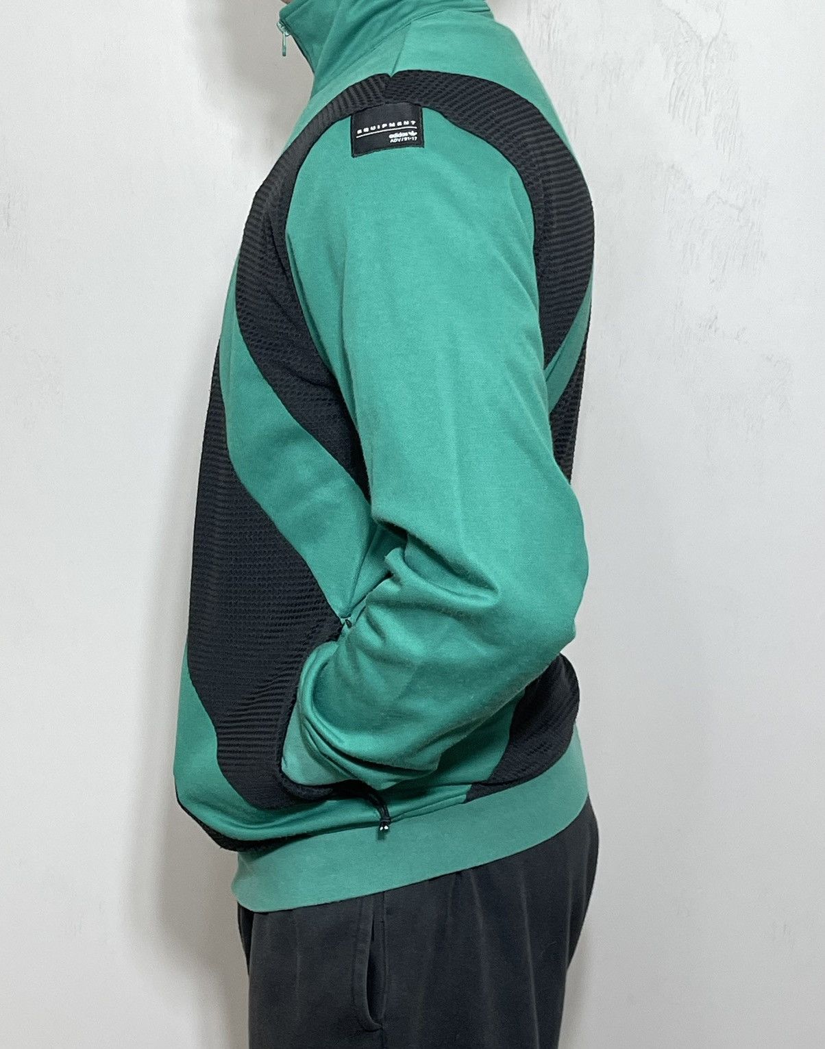 Adidas Adidas Equipment Big Logo Zip Sweatshirt Jacket Gorpcore Size US M / EU 48-50 / 2 - 5 Thumbnail