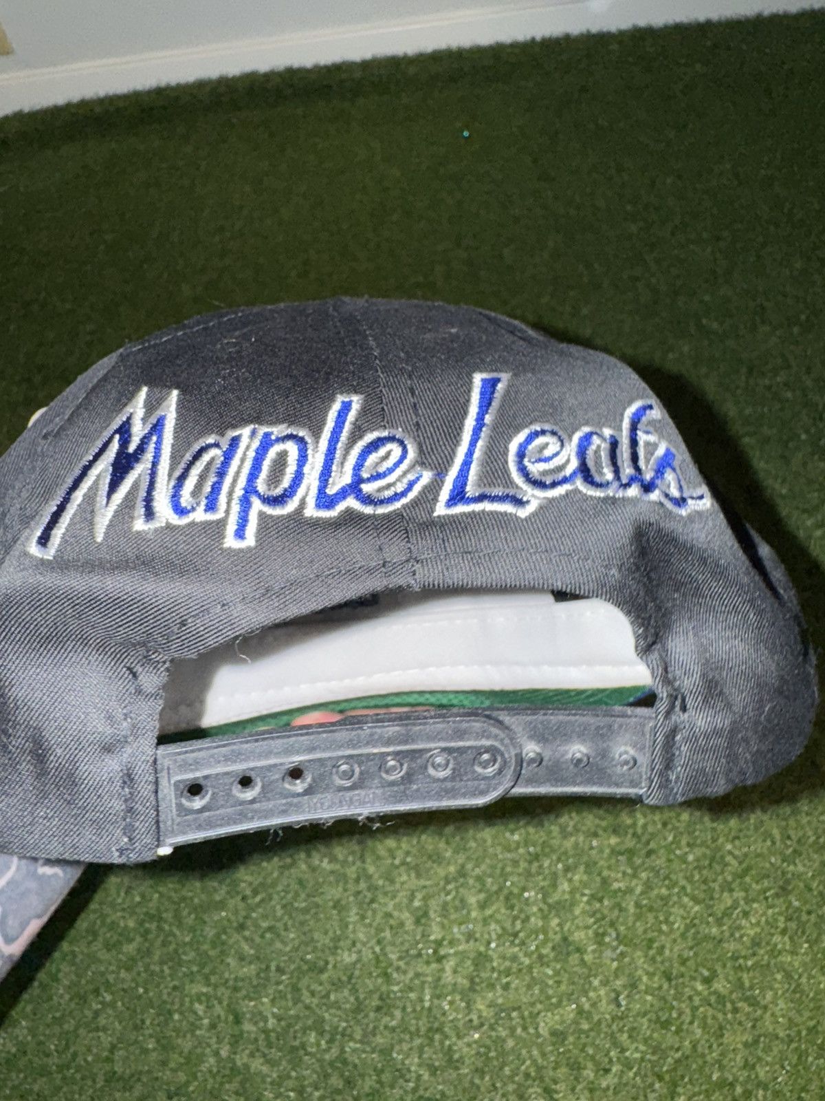 Sports Specialties Vintage Toronto Maple Leafs snapback Size ONE SIZE - 4 Thumbnail