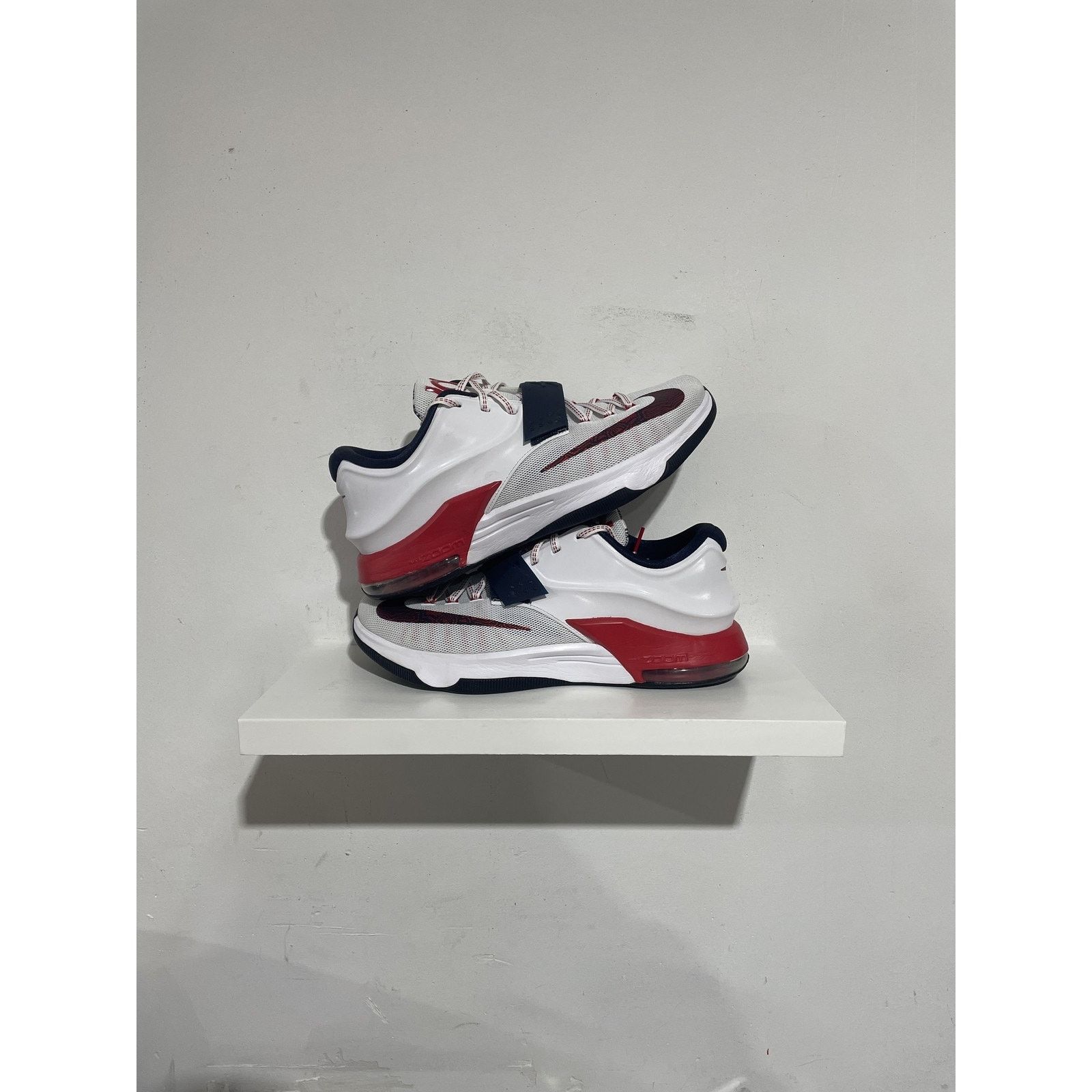 Nike Nike KD 7 USA Size 10 Preowned Size US 10 / EU 43 - 1 Thumbnail