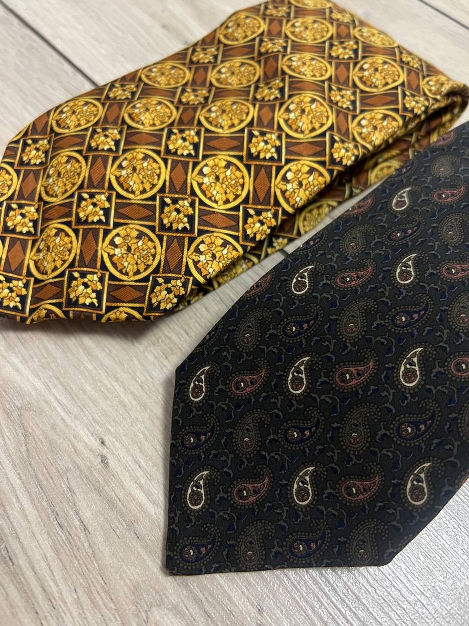 Yves Saint Laurent Lot of 2 YSL Yves Saint Laurent Silk Tie Multicoloured Size ONE SIZE - 2 Thumbnail