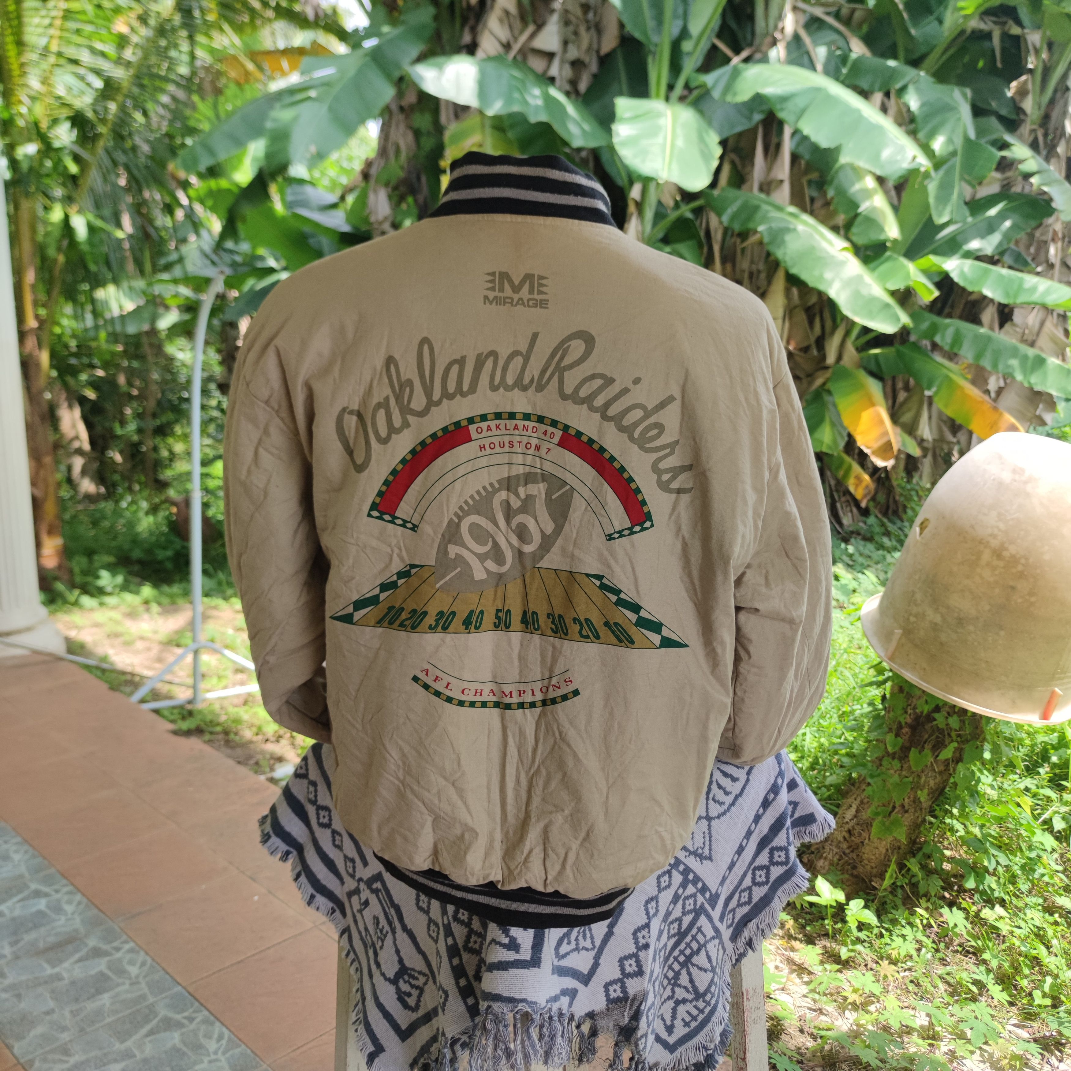 Mirage × NFL VINTAGE MIRAGE OAKLAND RAIDERS REVERSIBLE JACKET Size US L / EU 52-54 / 3 - 12 Thumbnail