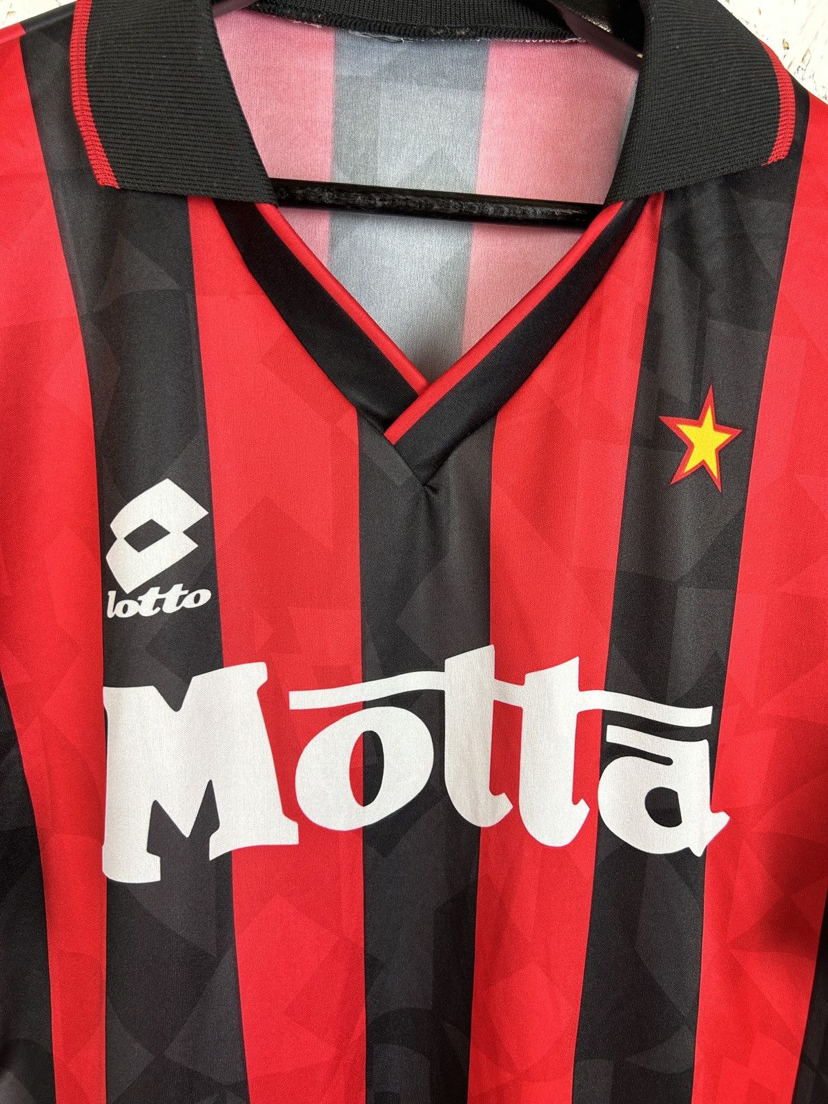 Lotto Sport 90s Vintage Lotto AC Milan 1993/94 Home Kit Soccer Jersey ~L Size US L / EU 52-54 / 3 - 2 Thumbnail