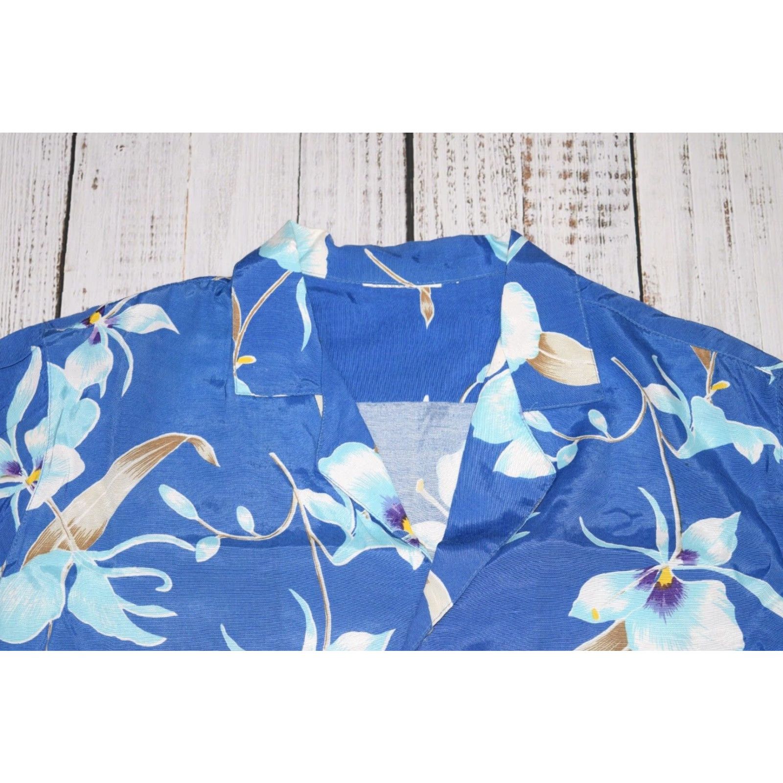 Vintage VINTAGE Royal Blue Hawaiian Shirt Men XL Blue Hibiscus Floral Button Up Camp Collar 90s Aloha Sun Surf Mens Size US XL / EU 56 / 4 - 2 Thumbnail