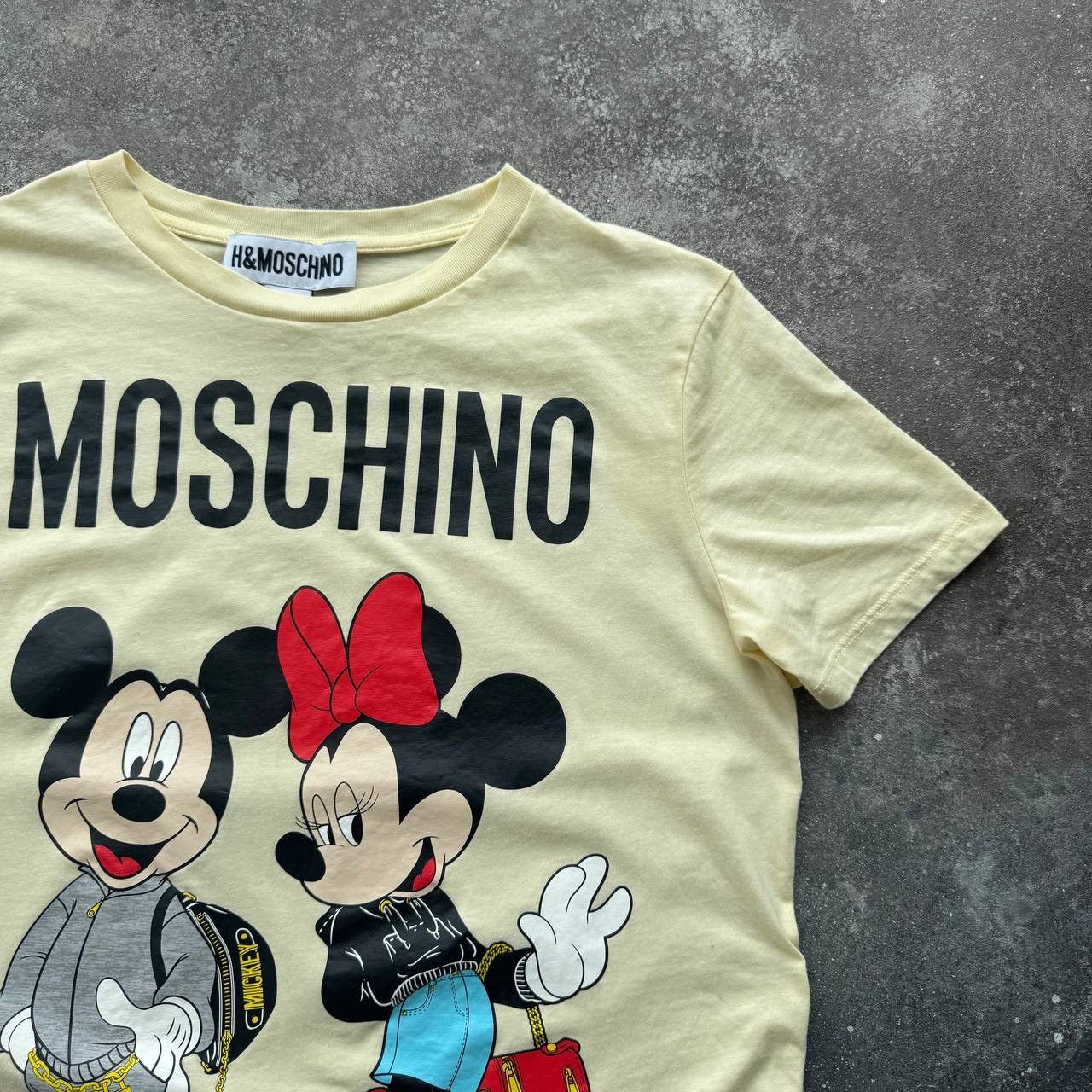 Moschino Moschino x H&M Oversized T-Shirt Size S / US 4 / IT 40 - 3 Thumbnail