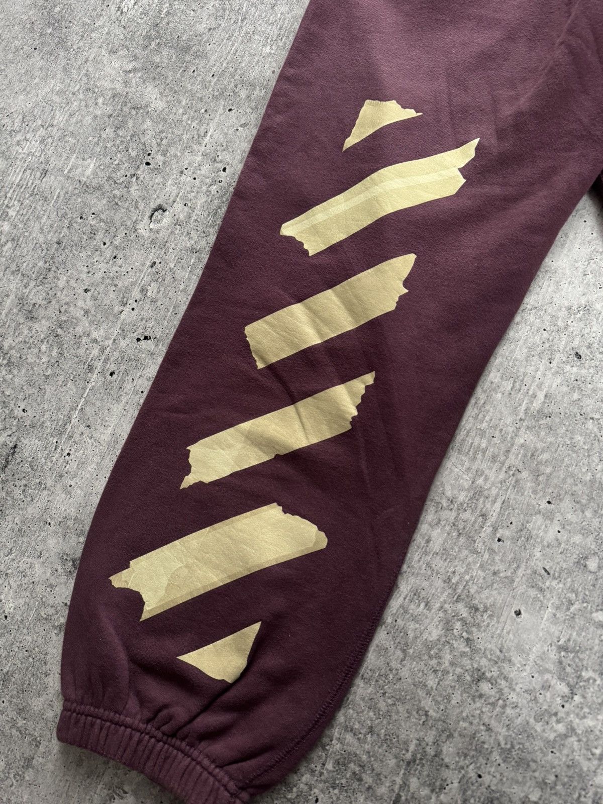 Off-White Off White M Tape Diag Joggers Bottoms Burgundy Virgil Abloh Size US 34 / EU 50 - 8 Thumbnail