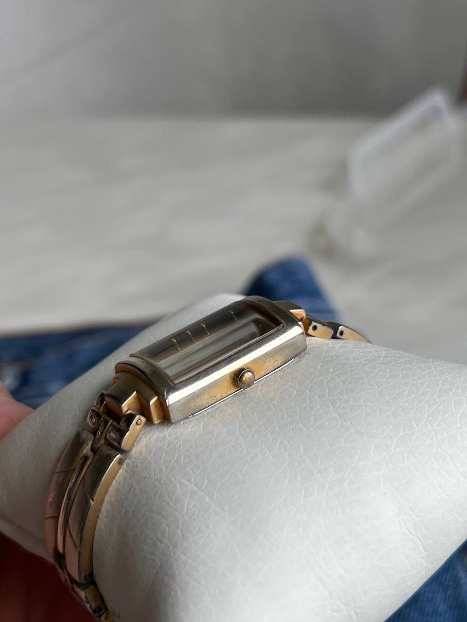 Japanese Brand × Vintage Vintage Japanese style futuristic Geometric Glass Watch Size ONE SIZE - 5 Thumbnail