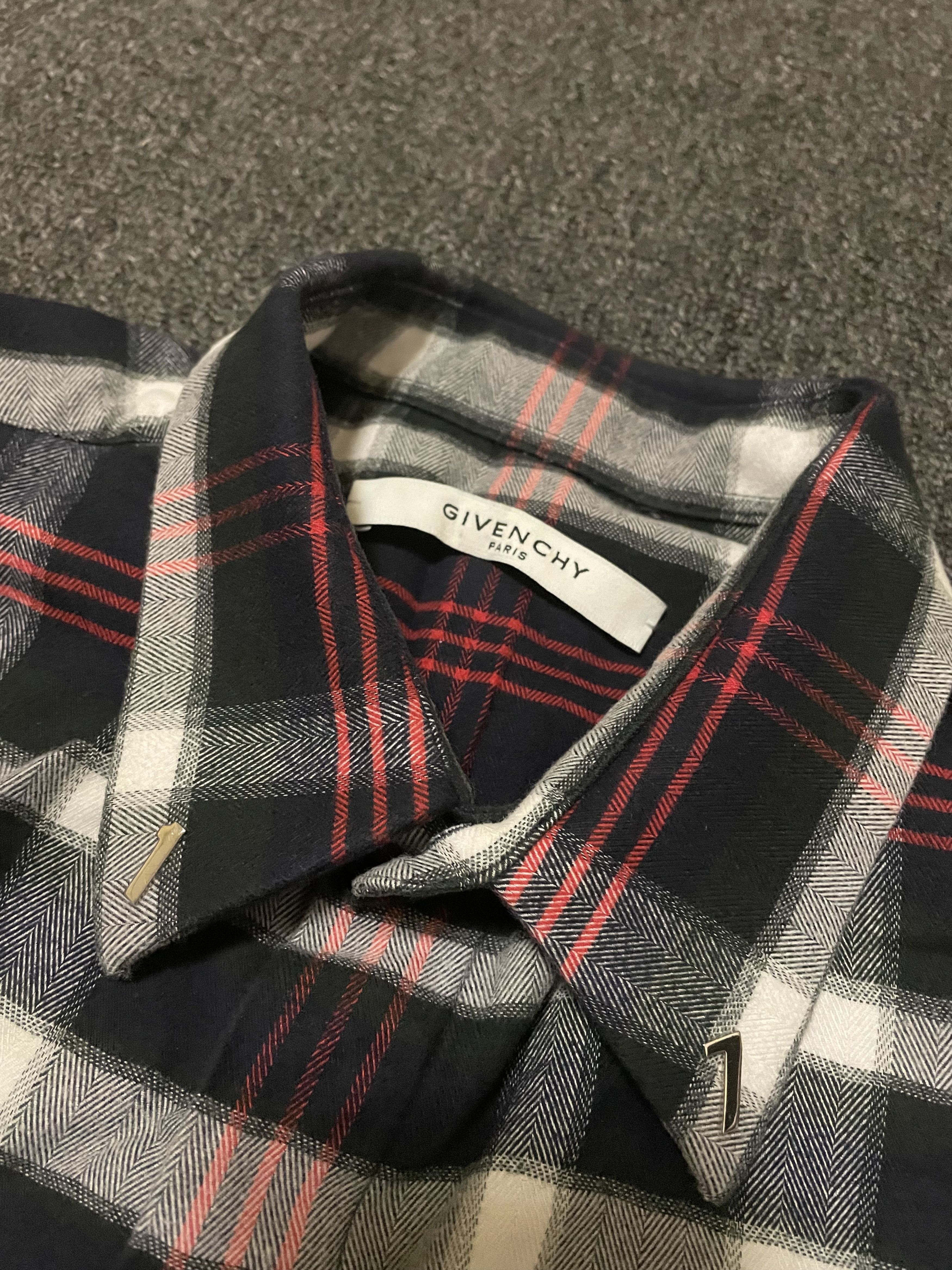 Givenchy Givenchy flannel plaid shirt size 40/M Size US M / EU 48-50 / 2 - 2 Thumbnail