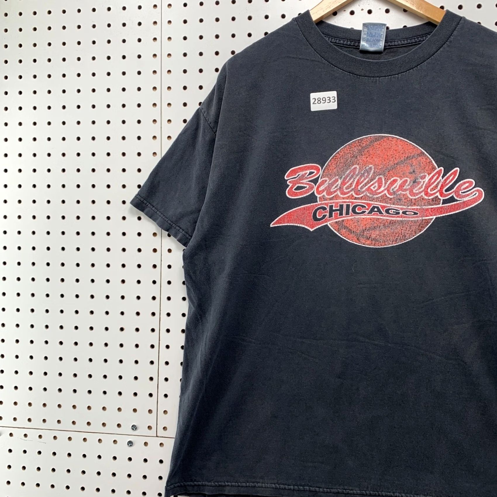Vintage VINTAGE Chicago Bulls Bullsville Shirt Mens XL Black 90s Sports Short Sleeve Crew Neck Cotton T-Shirt Mens XL Bulls Basketball Size US XL / EU 56 / 4 - 3 Thumbnail